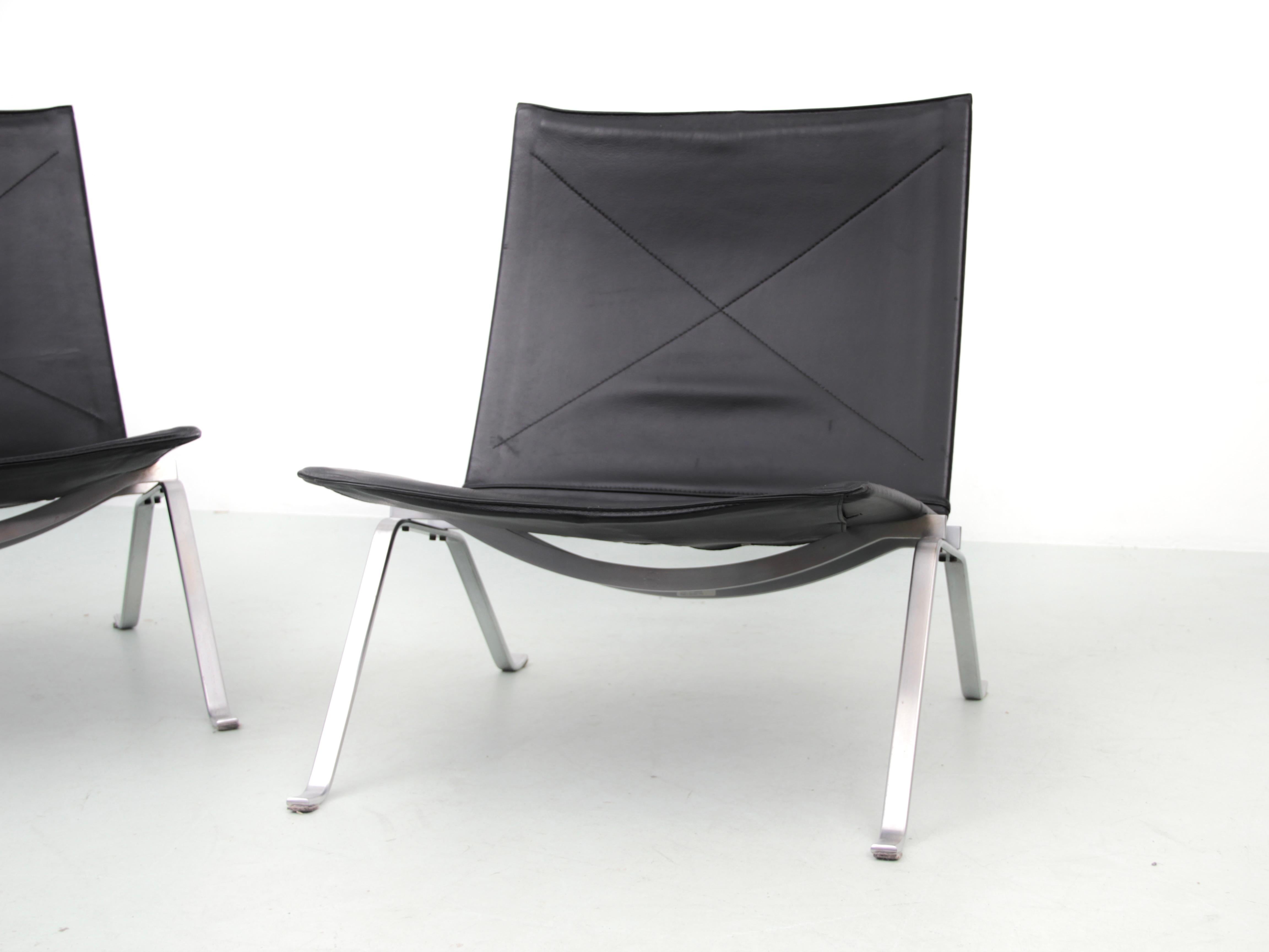Metà XX secolo Coppia di PK 22 di Poul Kjaerholm, in stile scandinavo, risalente alla metà del secolo. in vendita