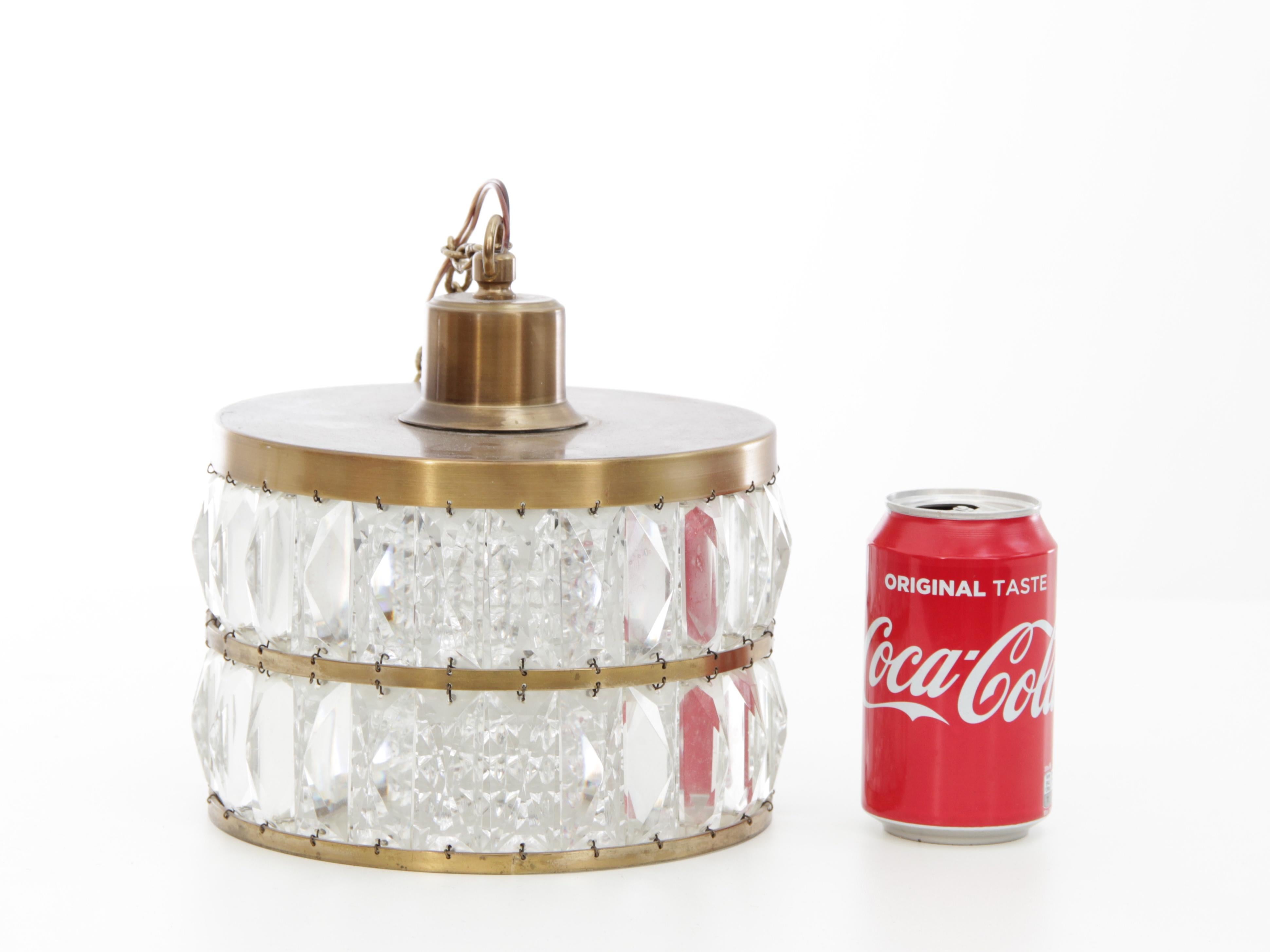 Mid-Century Modern Scandinavian Pendant Lamp in Cristal For Sale 1