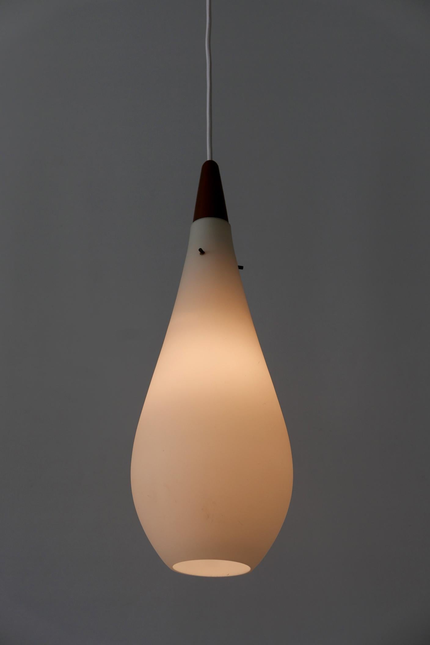 Mid-Century Modern Scandinavian Pendant Lamp or Hanging Light, 1960s 4