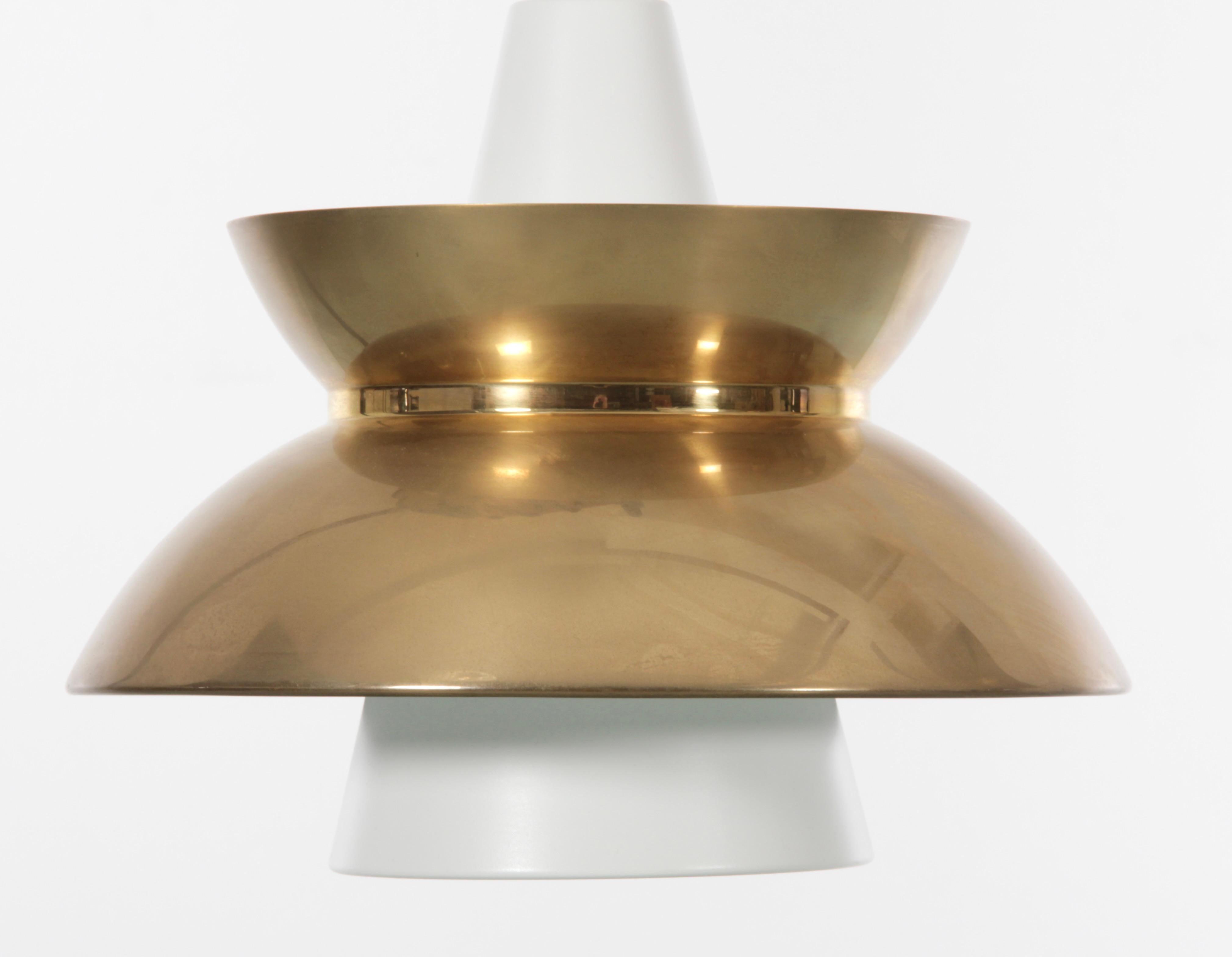 Mid-Century Modern Scandinavian pendant lamp Doo-Wop light brass by Louis Poulsen. Edition from 2013.