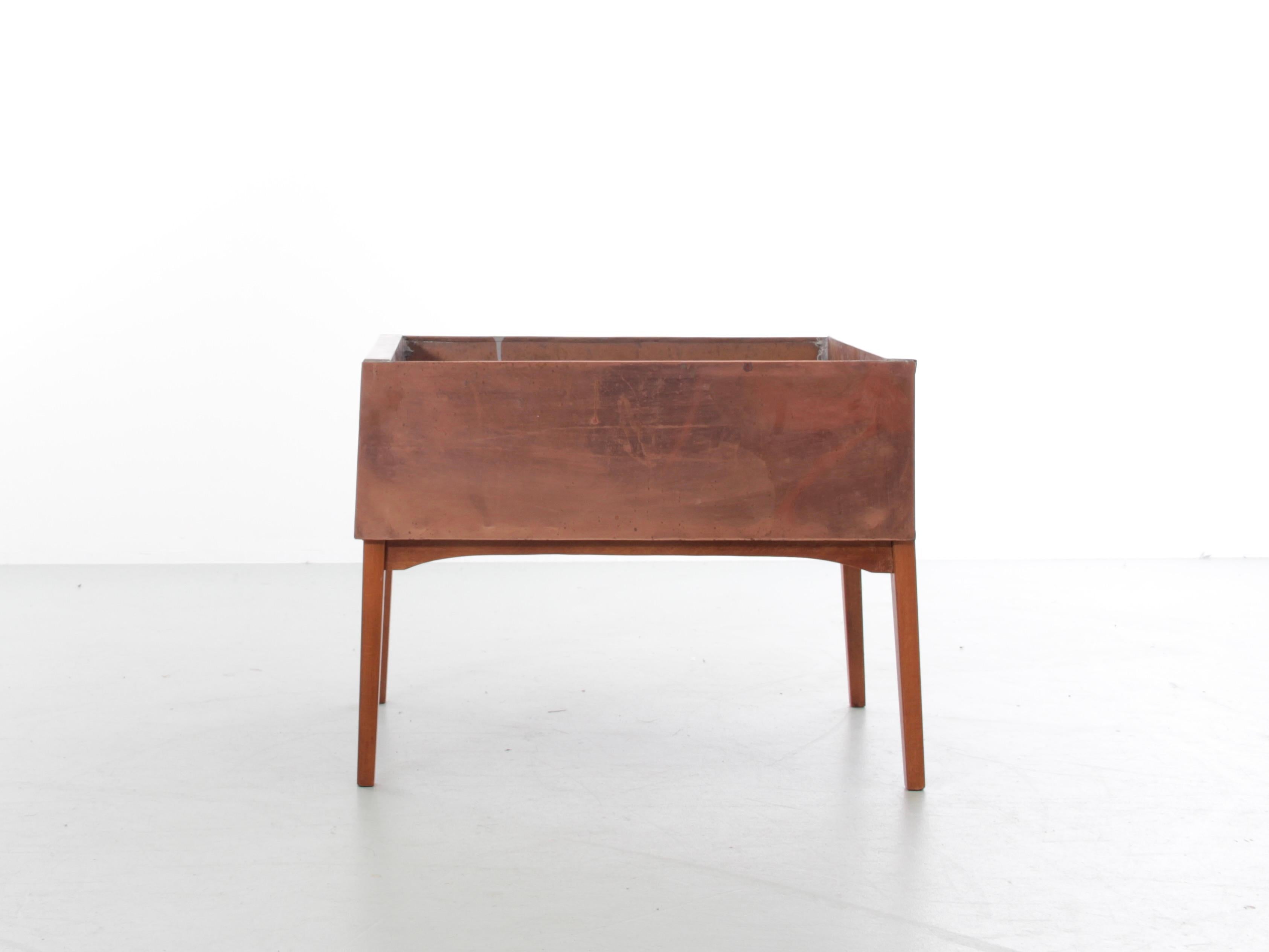 Danish Mid-Century Modern Scandinavian Planter in Copper  For Sale