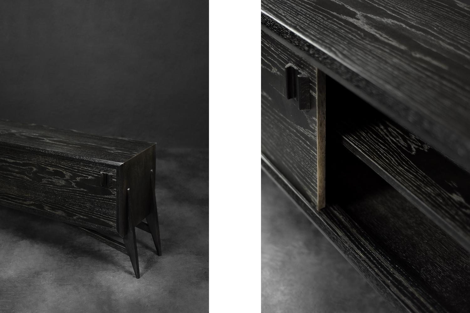 Credenza di metà secolo The Modern Scandinavian in rovere scuro grezzo con maniglie in legno, 1960 in vendita 9