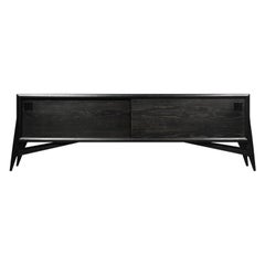 Buffet scandinave moderne du milieu du siècle dernier en chêne brut foncé avec poignées en bois, 1960