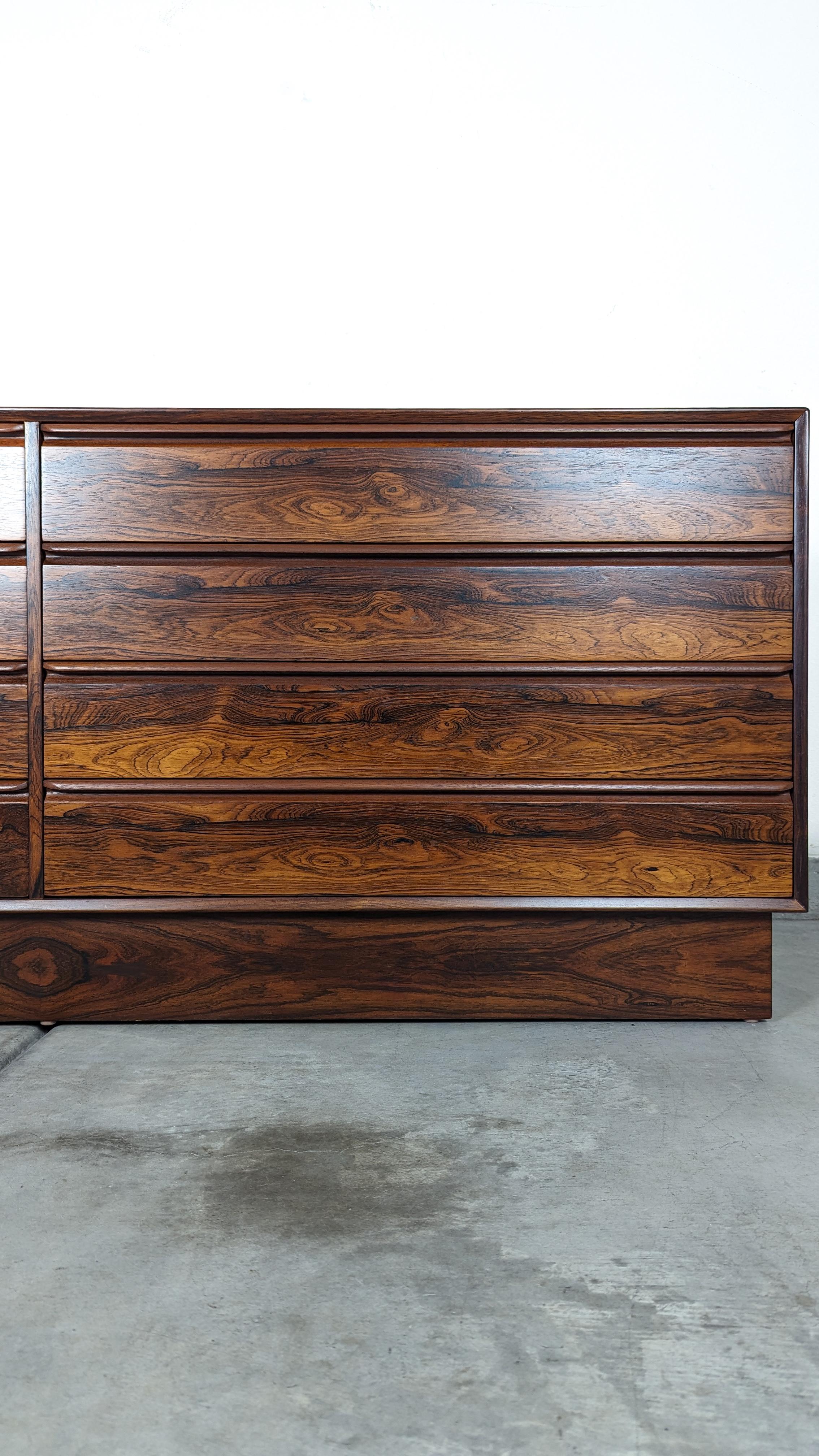 Mid Century Modern Scandinavian Rosewood Lowboy Dresser by Westnofa, c1960s For Sale 6