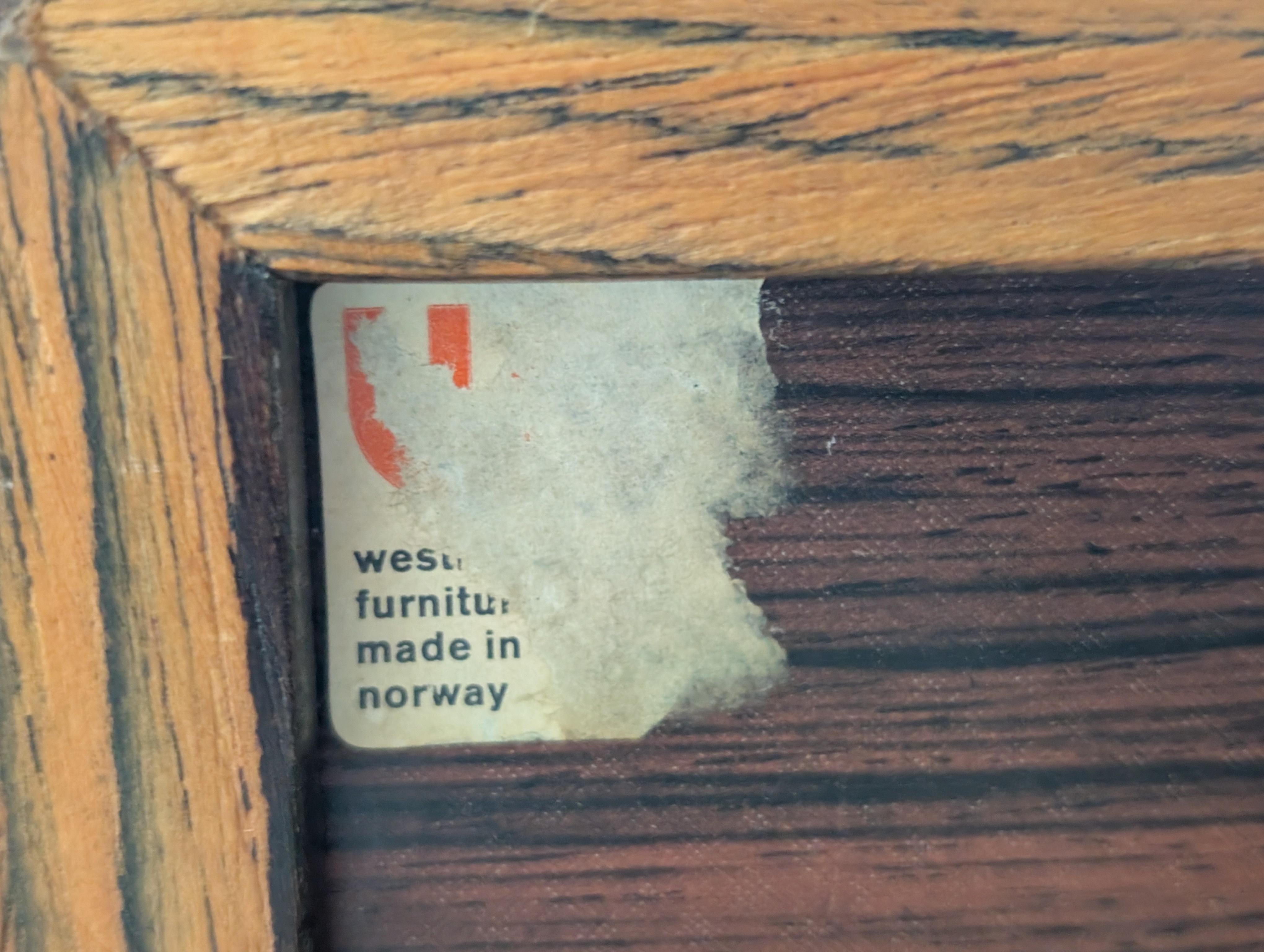 Comò basso in legno di palissandro di Westnofa, metà del secolo scorso, The Modern Scandinavian, 1960 ca. in vendita 6