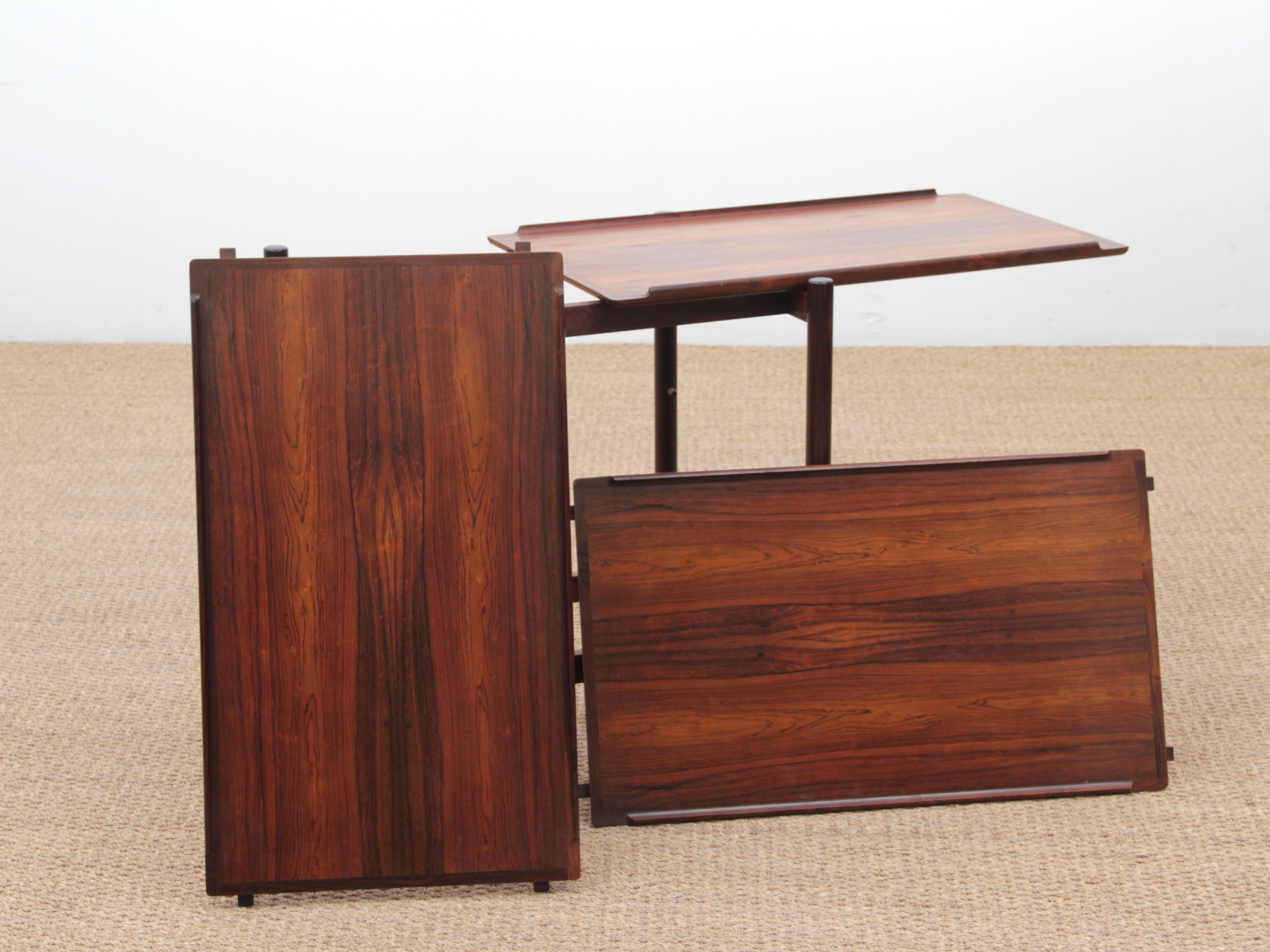 Chariot en bois de rose scandinave moderne du milieu du siècle dernier en vente 2