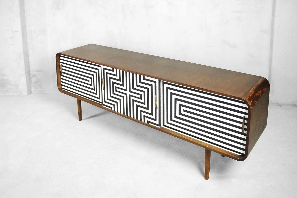 Mid-Century Modern Scandinavian Rounded Walnut Sideboard with Pattern, 1960s 12