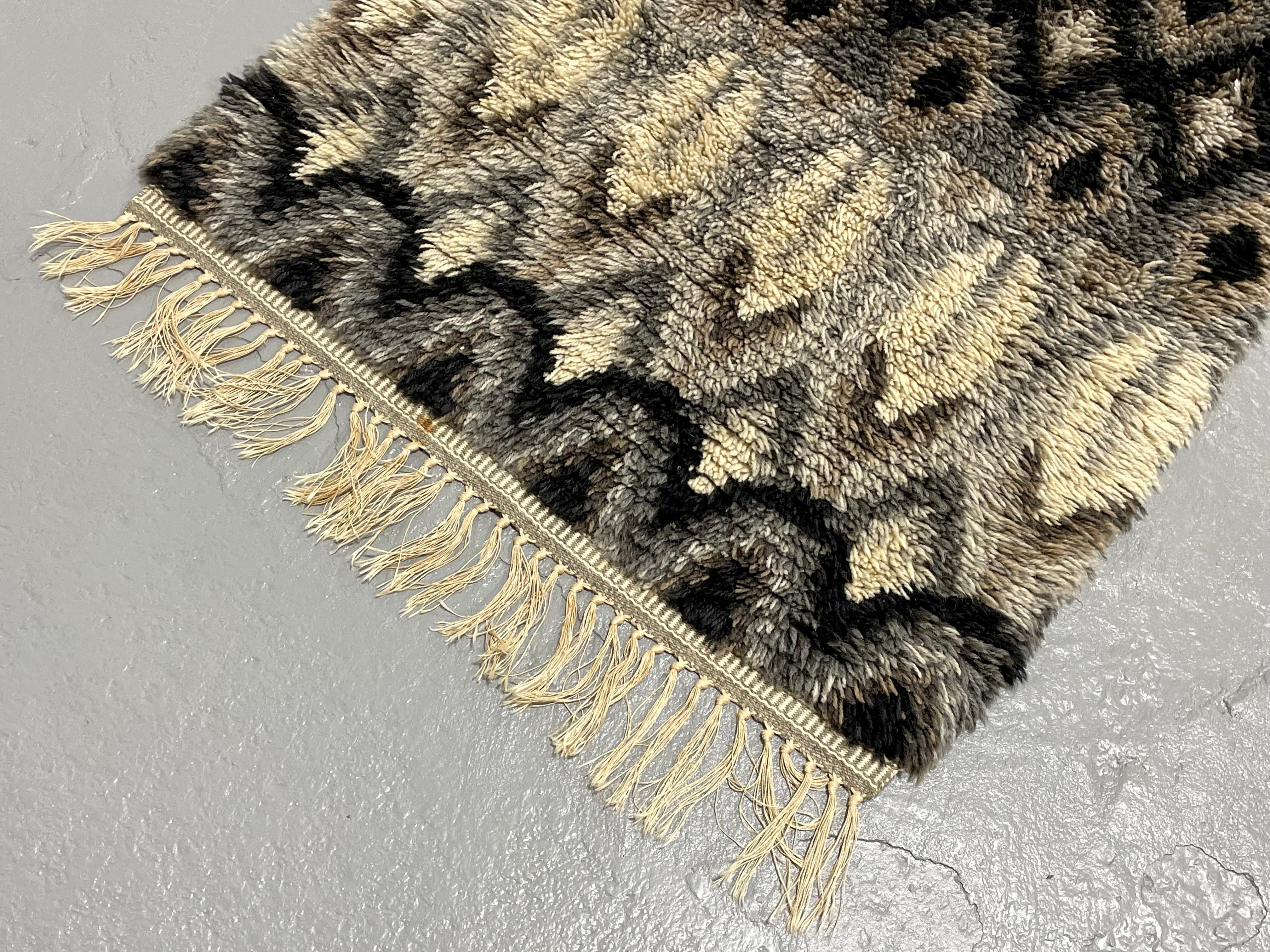 Alfombra escandinava de mediados del siglo XX, c. 1960 en venta 4