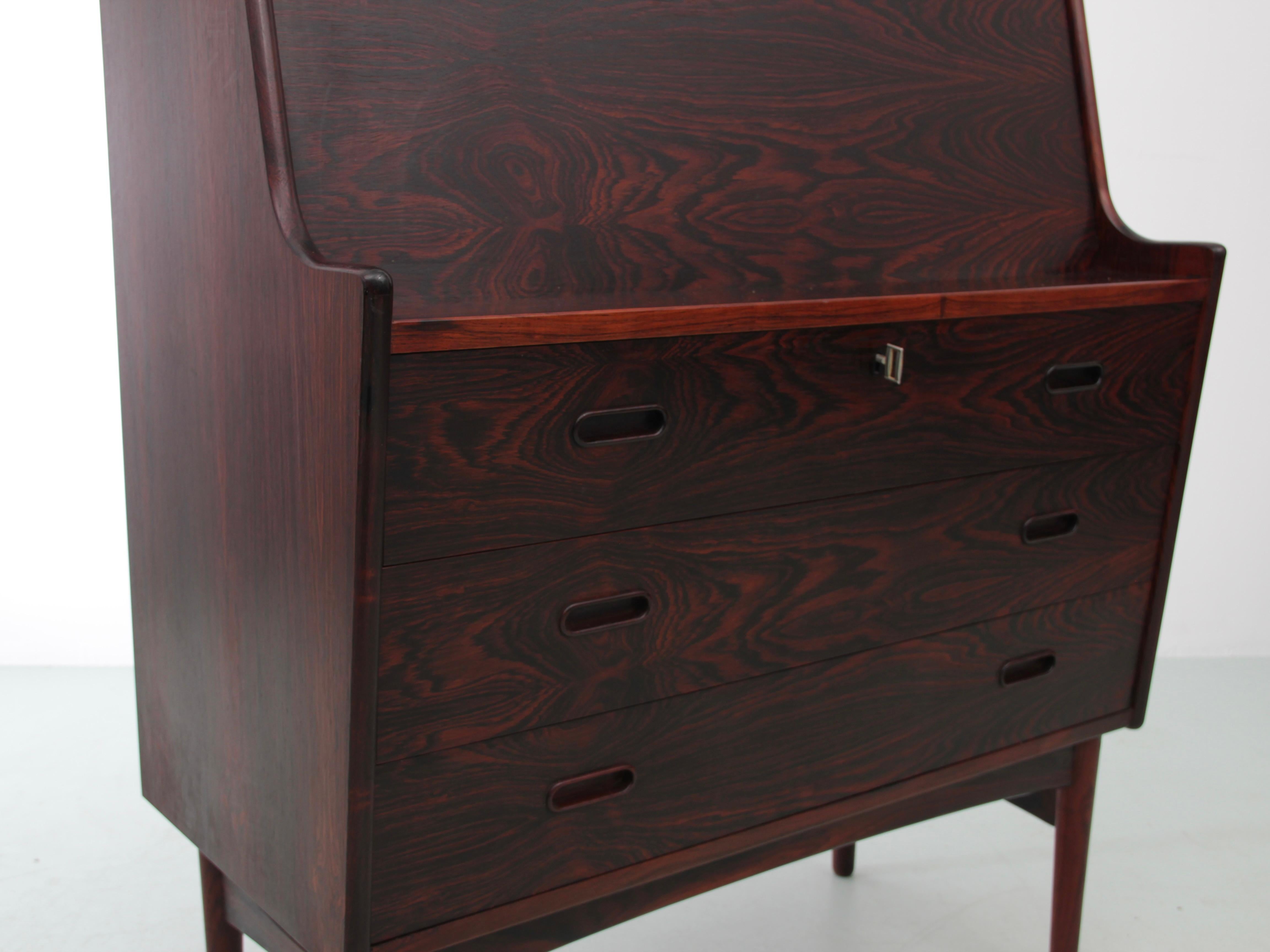 Mid-Century Modern scandinavian secretary in rosewood by Arne Wahl Iversen. In Good Condition For Sale In Courbevoie, FR