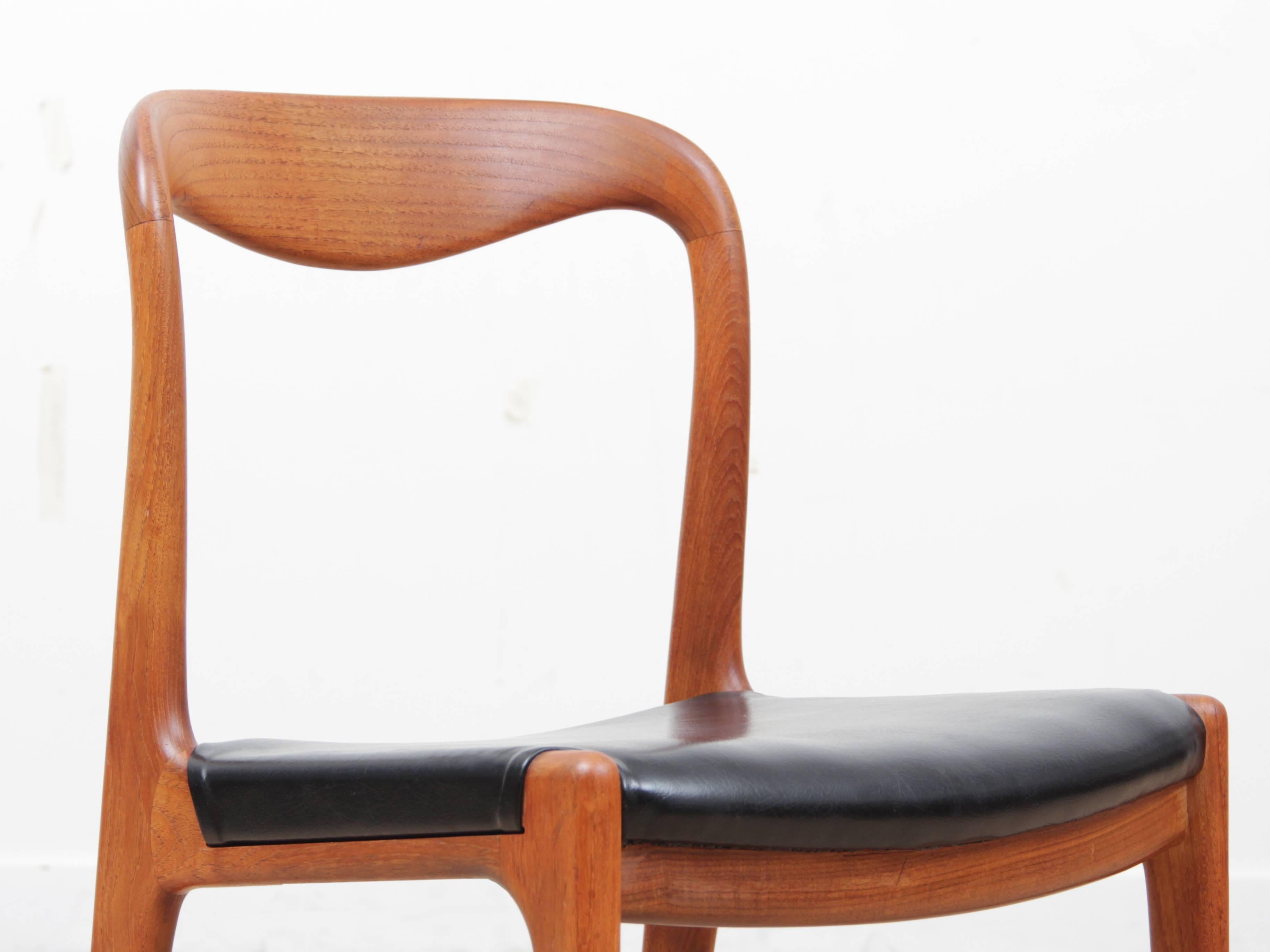 Mid-Century Modern Scandinavian Set of Ten Chairs in Teak 3
