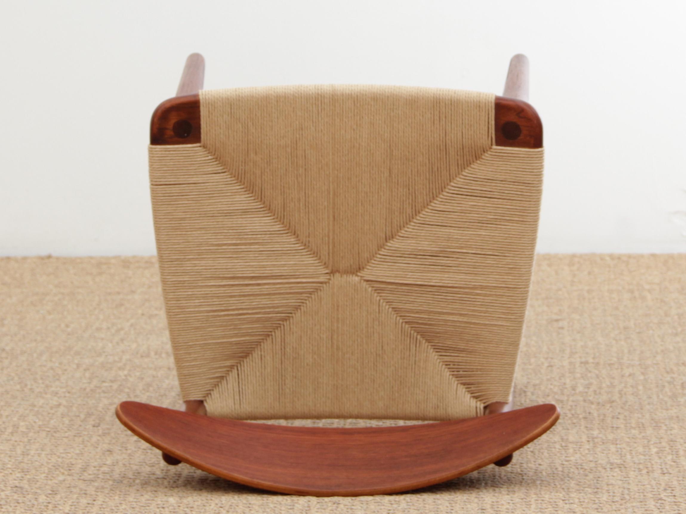 Teck Ensemble de 4 chaises scandinaves modernes du milieu du siècle dernier de Aksel Bender Madsen en vente