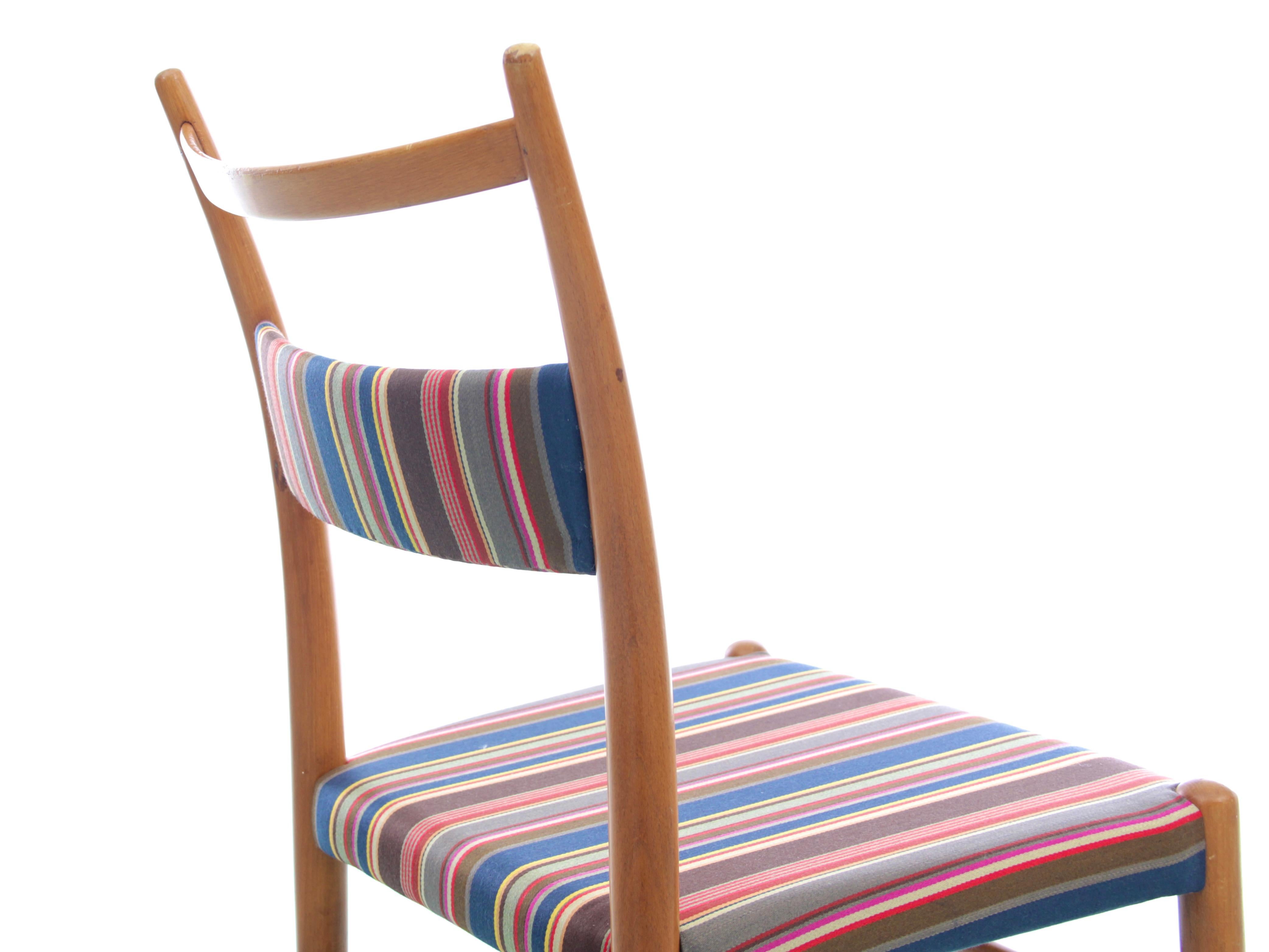 Set di 4 sedie scandinave di Yngve Ekström. in vendita 4