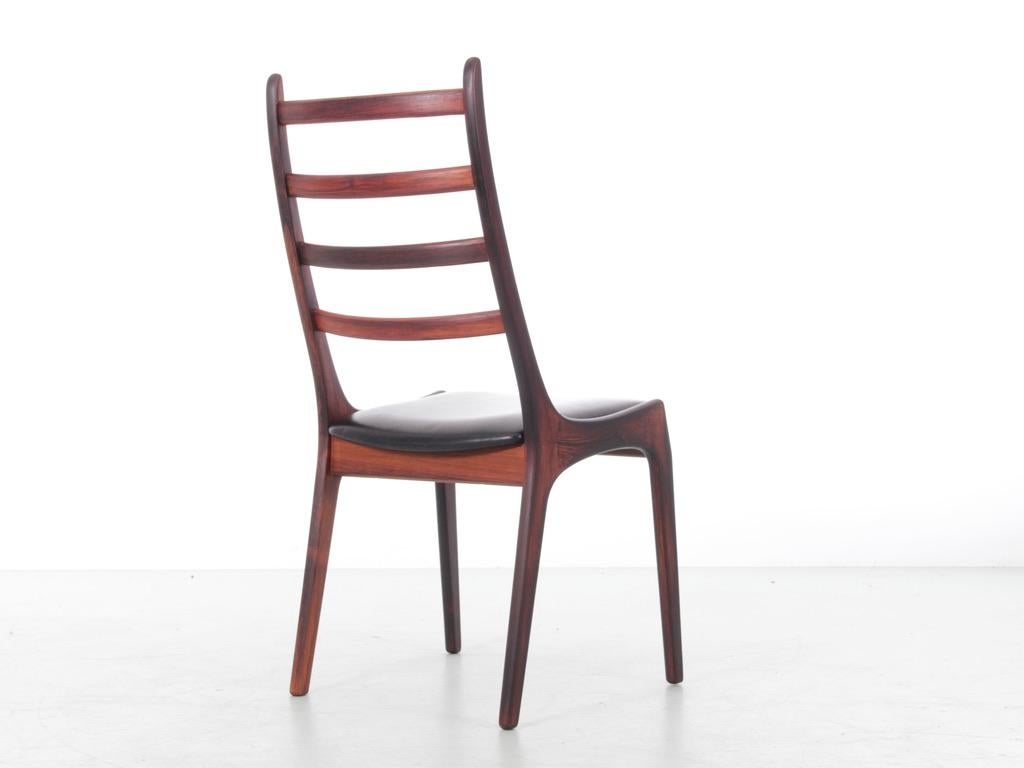 Mid-Century Modern Scandinavian Set of 4 Rosewood Chairs by Henning Kjærnulf For Sale 1