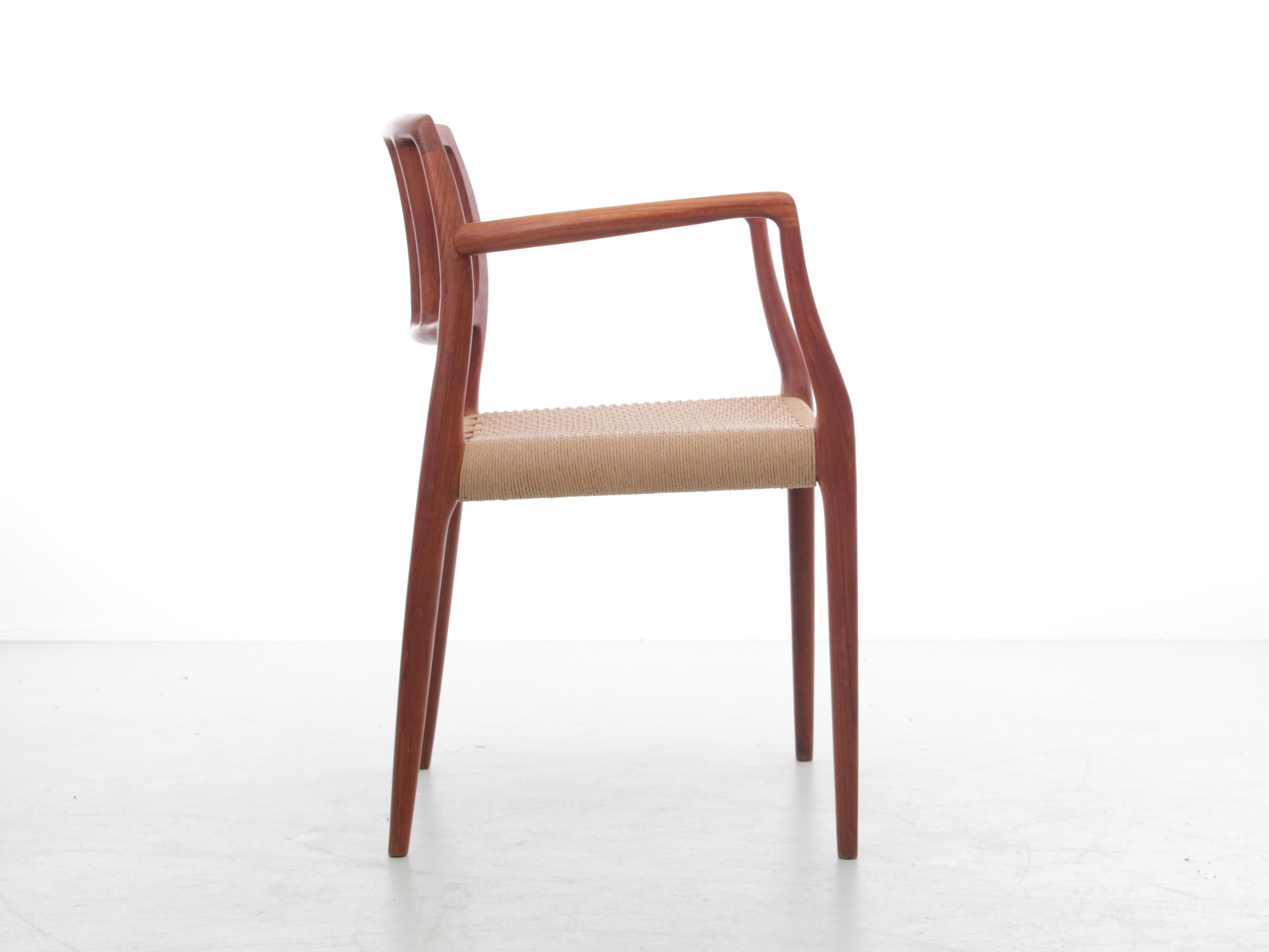 Scandinavian Mid-Century  modern scandinavian set of 4 teak armchairs model 66  For Sale