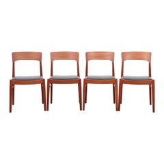 Mid-Century Modern Scandinavian Set of 4 Teak Chairs Model 26