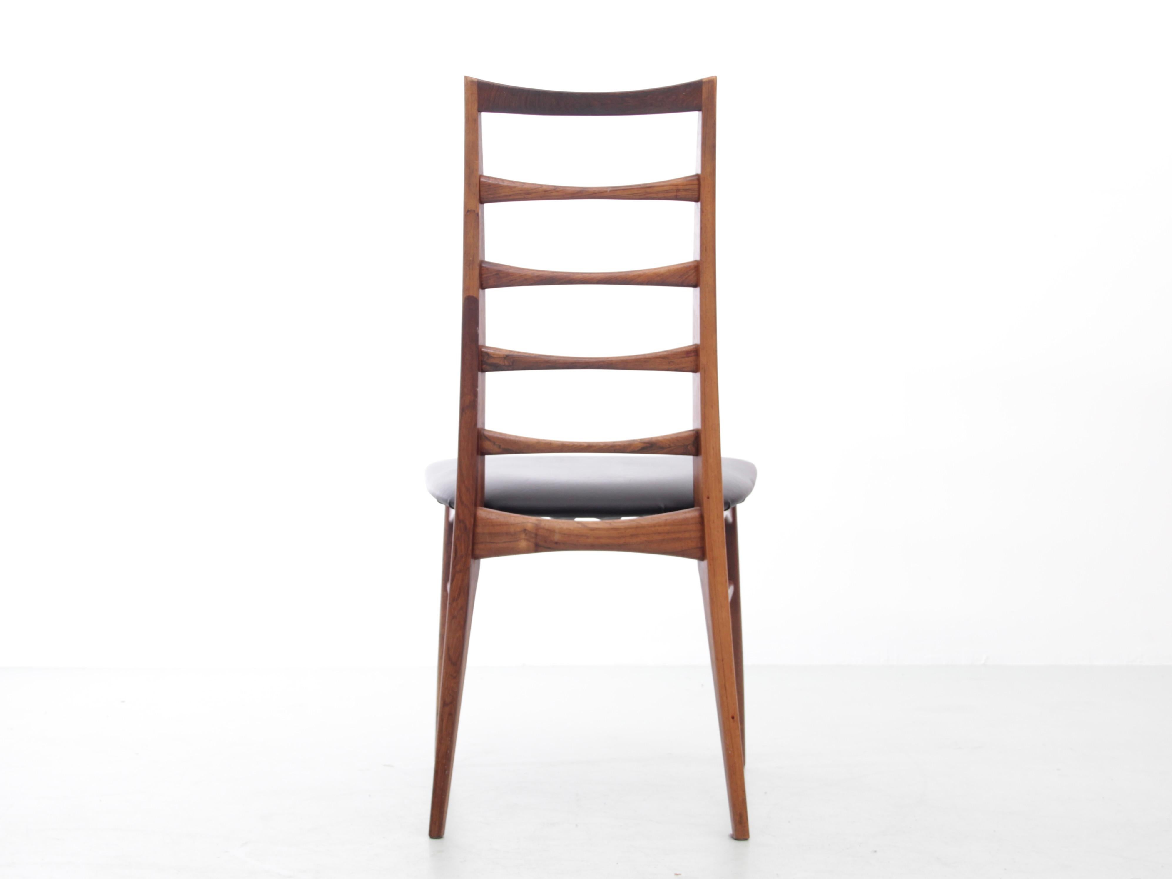Leather Mid-Century Modern Scandinavian Set of 4 Teak Chairs Model Lis by Niels Koefoed For Sale