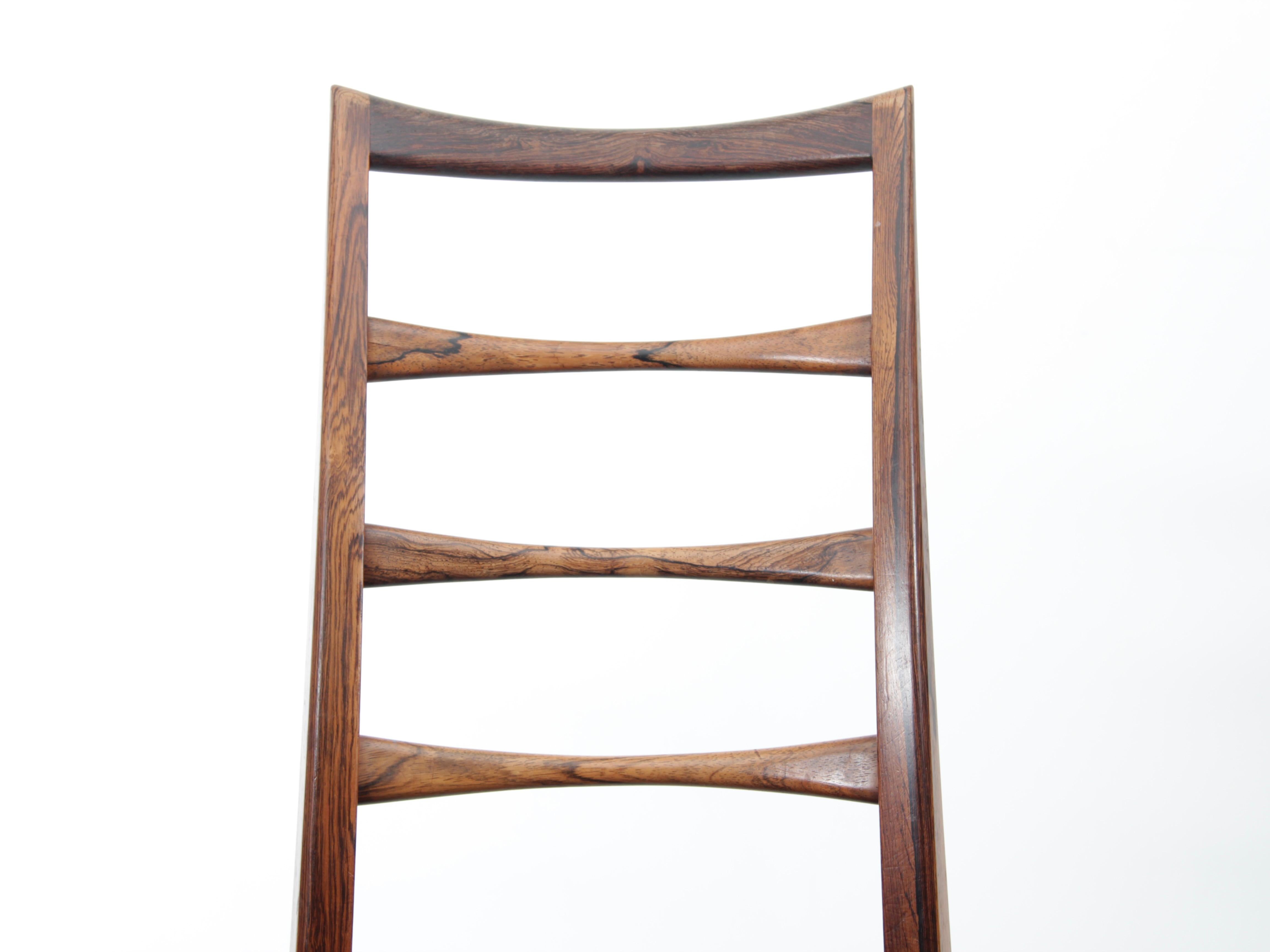 Mid-Century Modern Scandinavian Set of 4 Teak Chairs Model Lis by Niels Koefoed For Sale 1