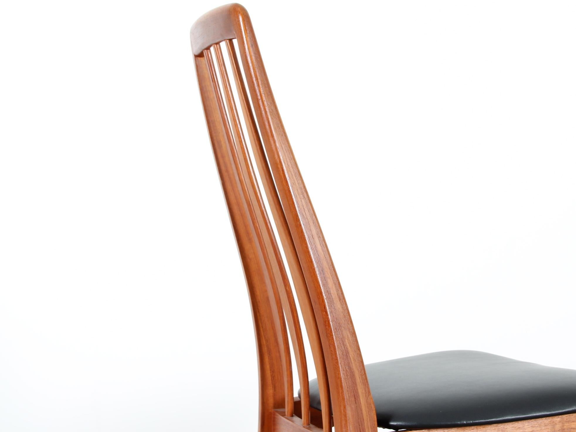 Mid-Century Modern Scandinavian Set of 4 Teak Chairs Modele Eva  by Niels Koefo For Sale 5