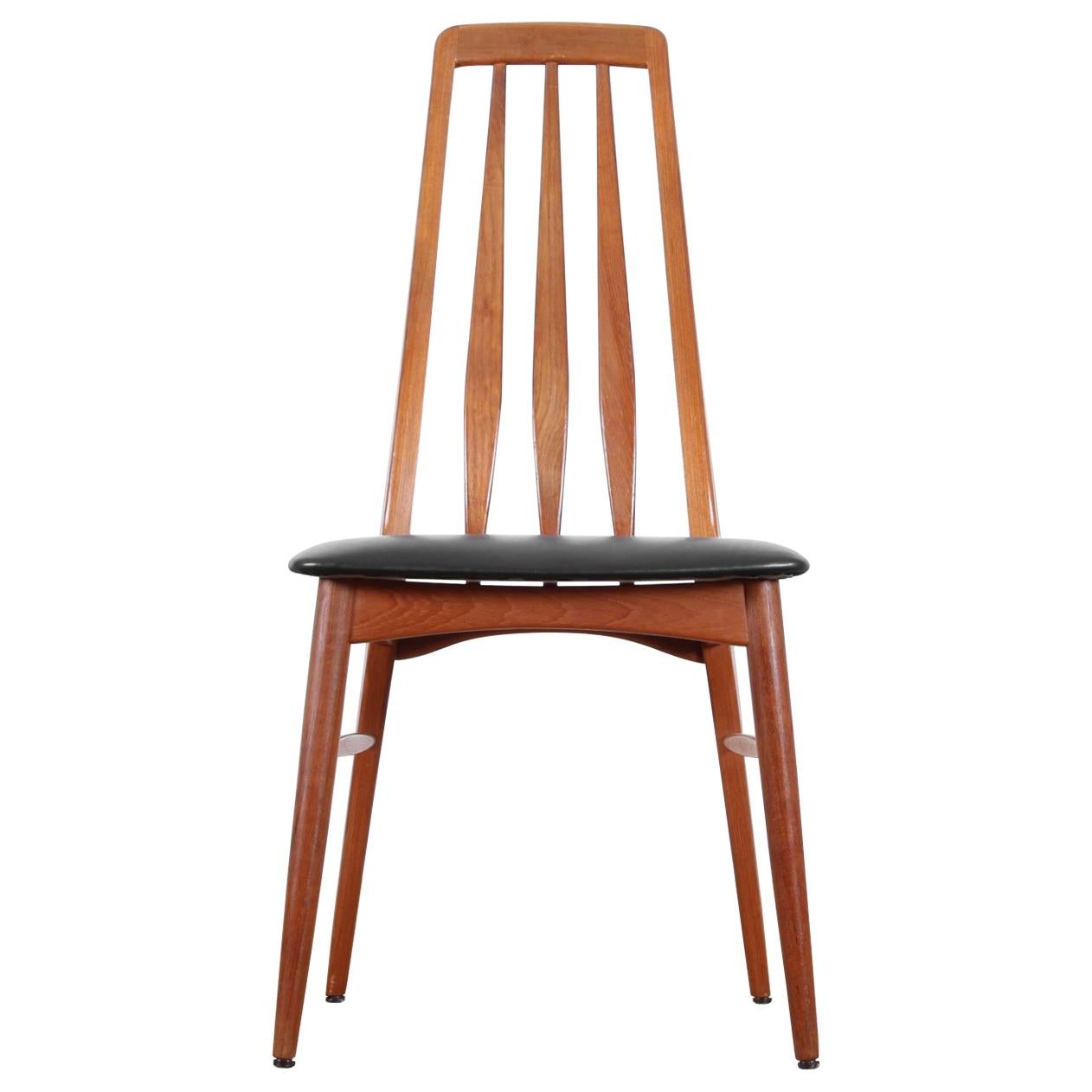 Mid-Century Modern Scandinavian Set of 4 Teak Chairs Modele Eva  by Niels Koefo For Sale