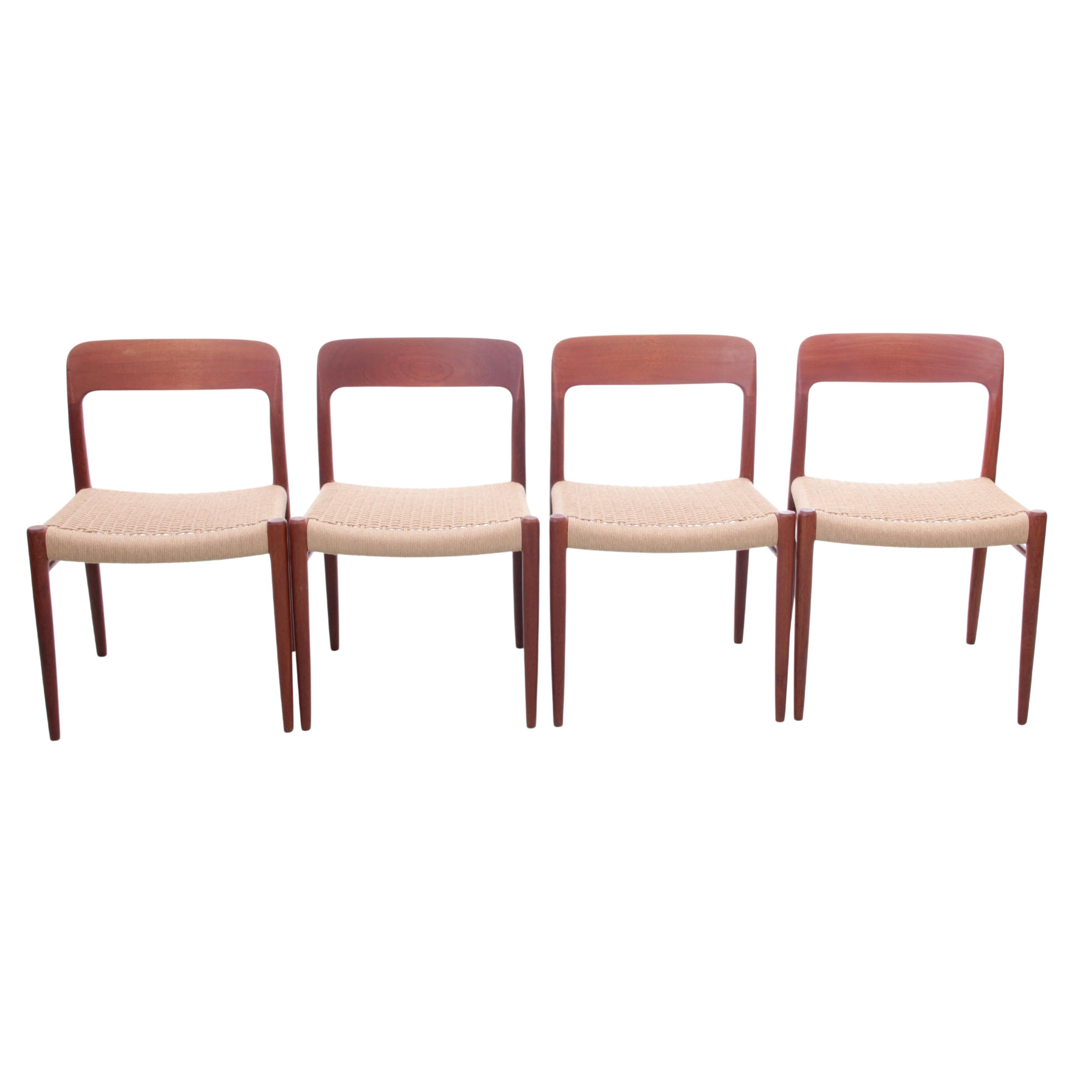 Mid-Century  modern scandinavian set of 4 teak dining chairs model 75  