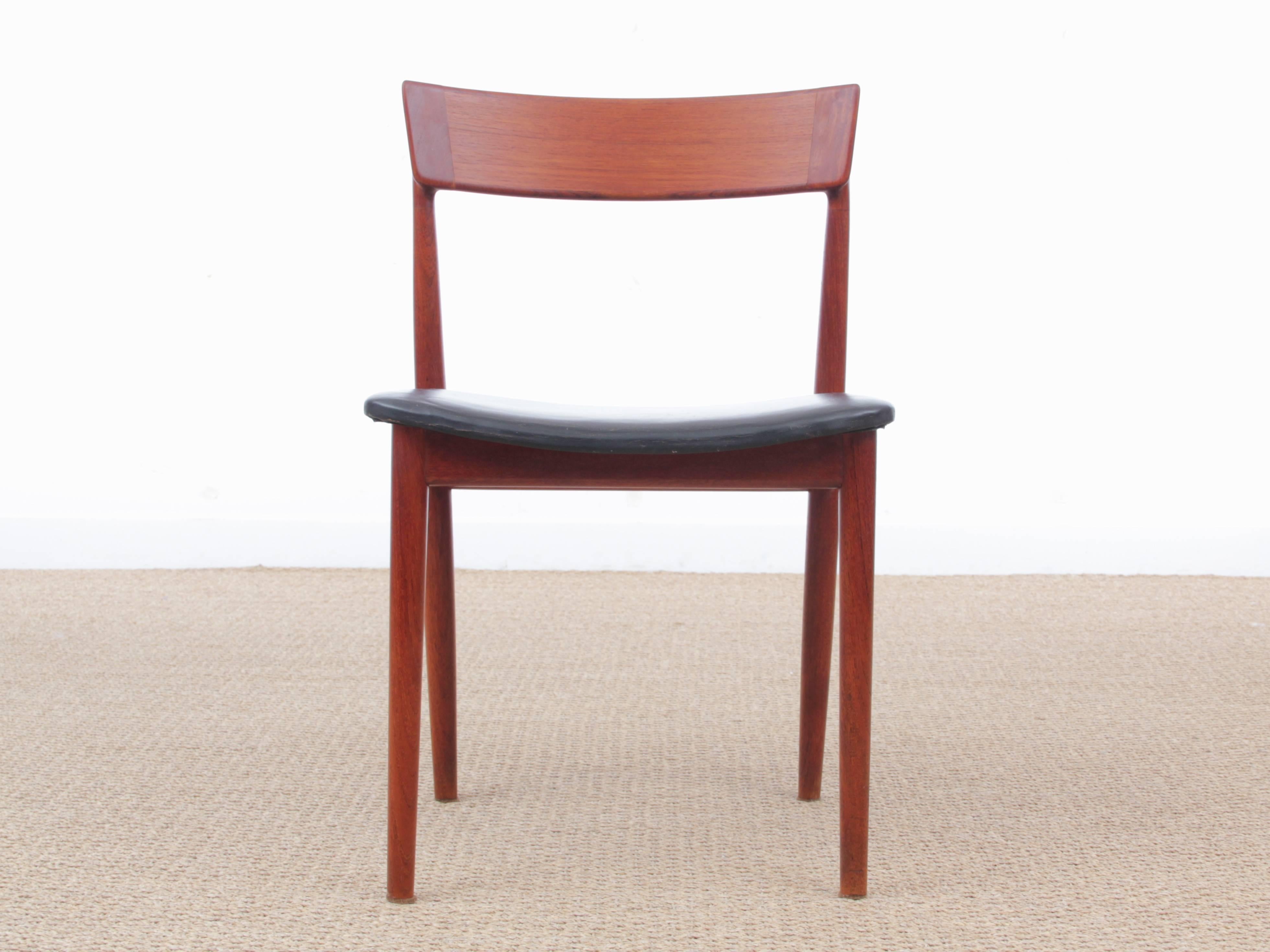 Mid-20th Century Mid-Century Modern Scandinavian Set of Five Chairs in Teak, Harry Rosengren Hans