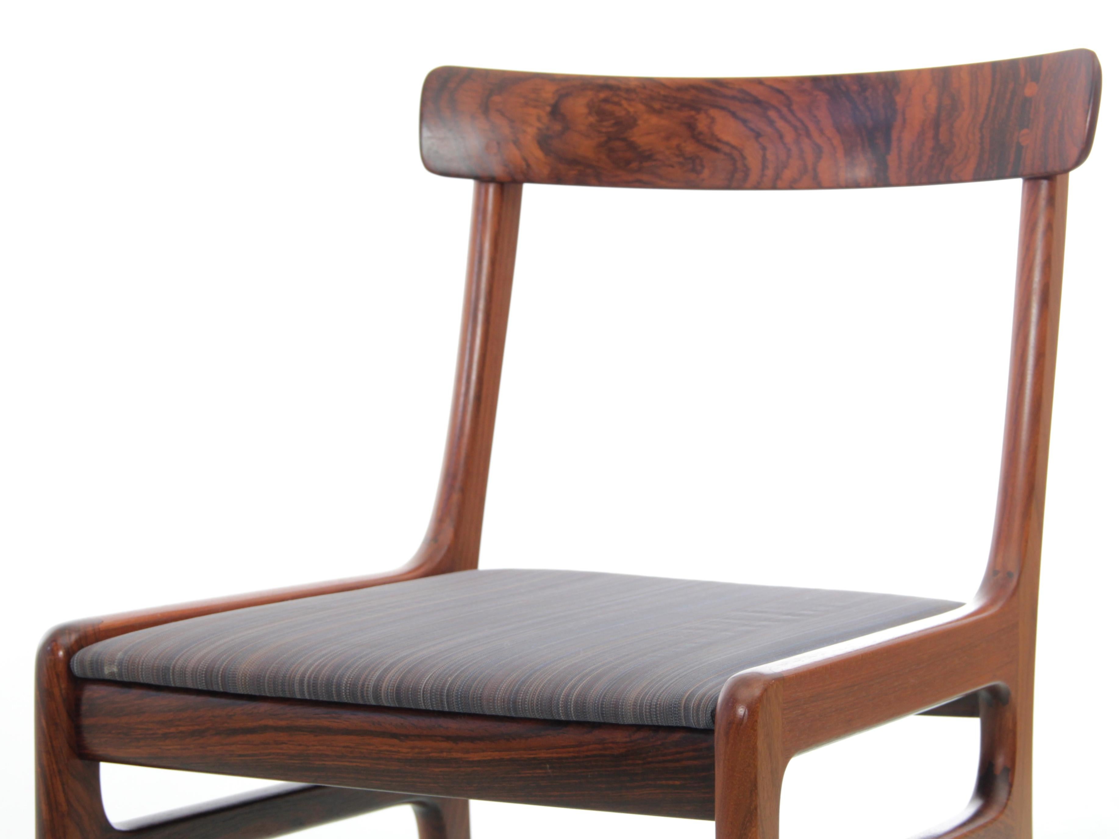 Mid-Century Modern Scandinavian Set of 6 Chairs and 2 Armchairs in Rosewood 10
