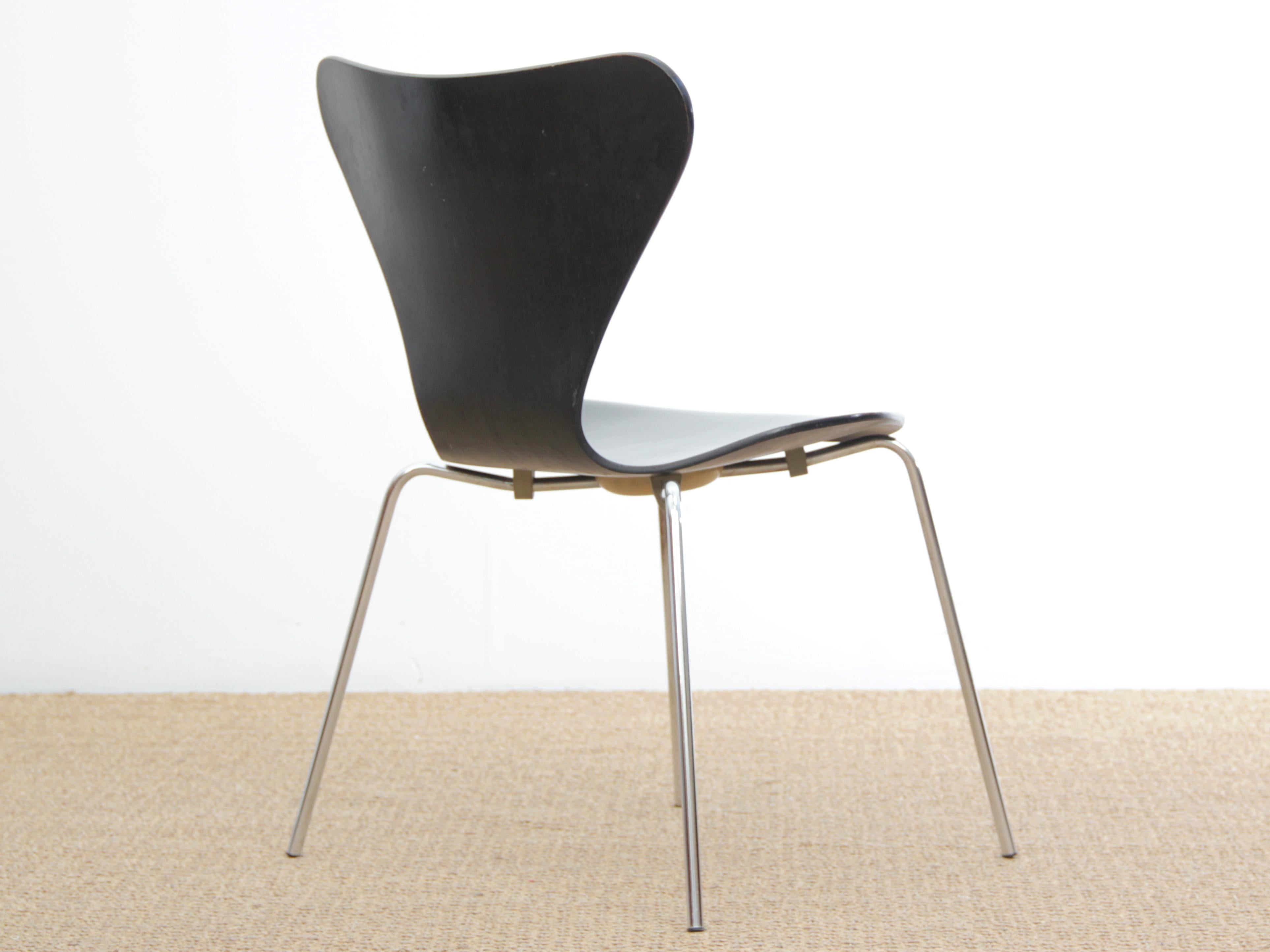 Beech Mid-Century Modern Scandinavian Set of 6 Chairs by Arne Jacobsen For Sale