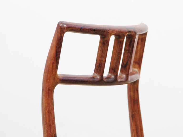 Mid-Century Modern Scandinavian Set of 6 Chairs by Niel Møller in Rosewood For Sale 8