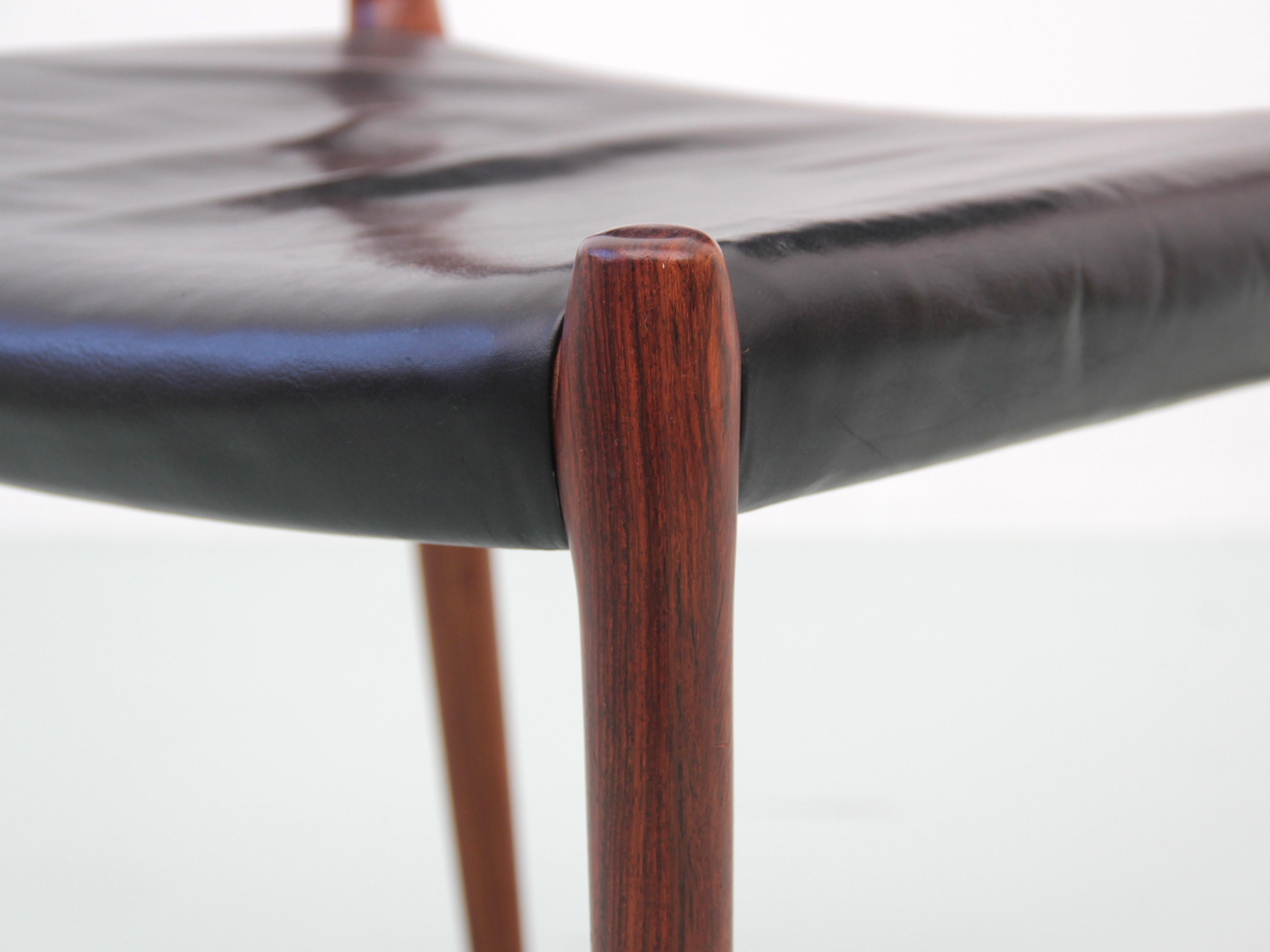 Ensemble de 6 chaises scandinaves modernes du milieu du siècle dernier en bois de rose, modèle N80 en vente 4