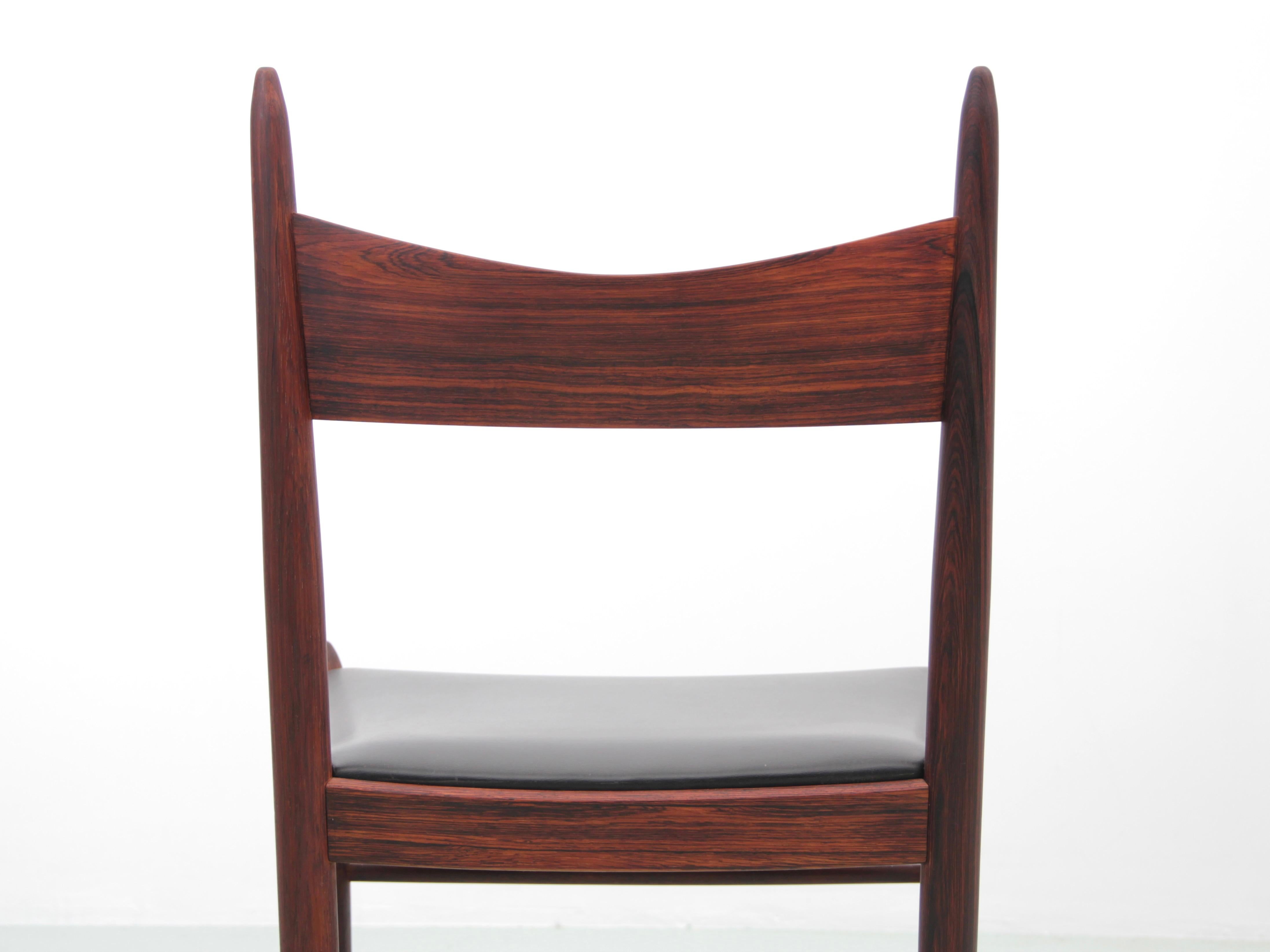 Mid-Century Modern Scandinavian Set of 6 Dining Chairs in Rosewood For Sale 2