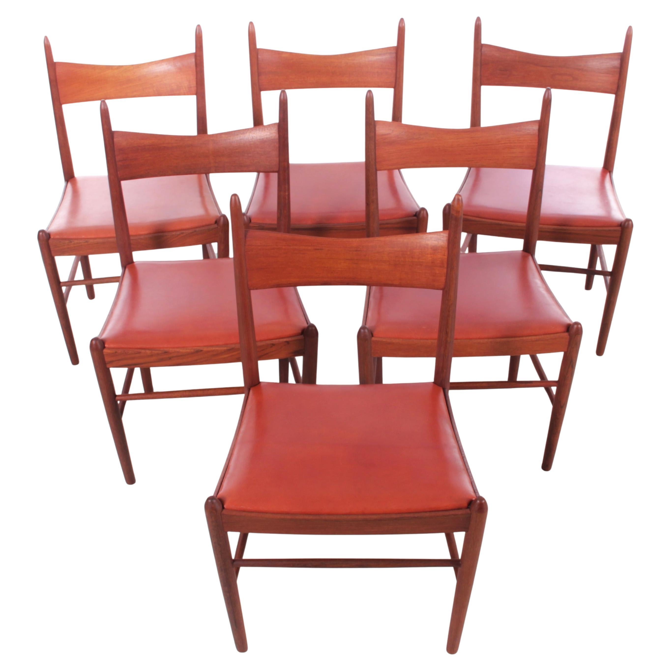 Mid-Century modern scandinavian set of 6 dining chairs in teak