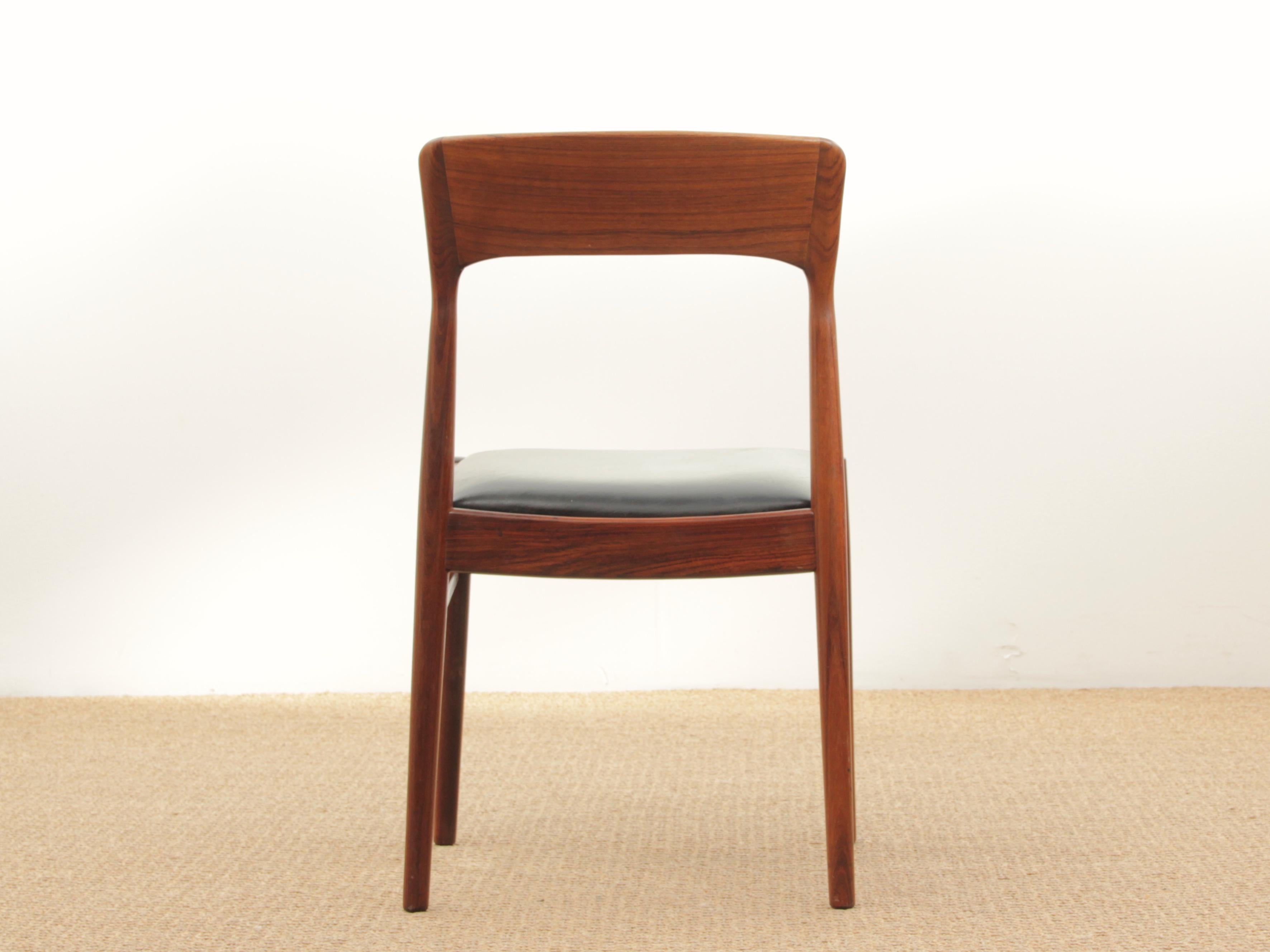 Mid-Century Modern Scandinavian Set of 8 Rosewood Chairs Model 26 1