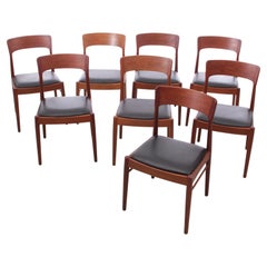 Mid-Century Modern Scandinavian Set of 8 Teck Chairs Model 26 by Henning Kjærnul
