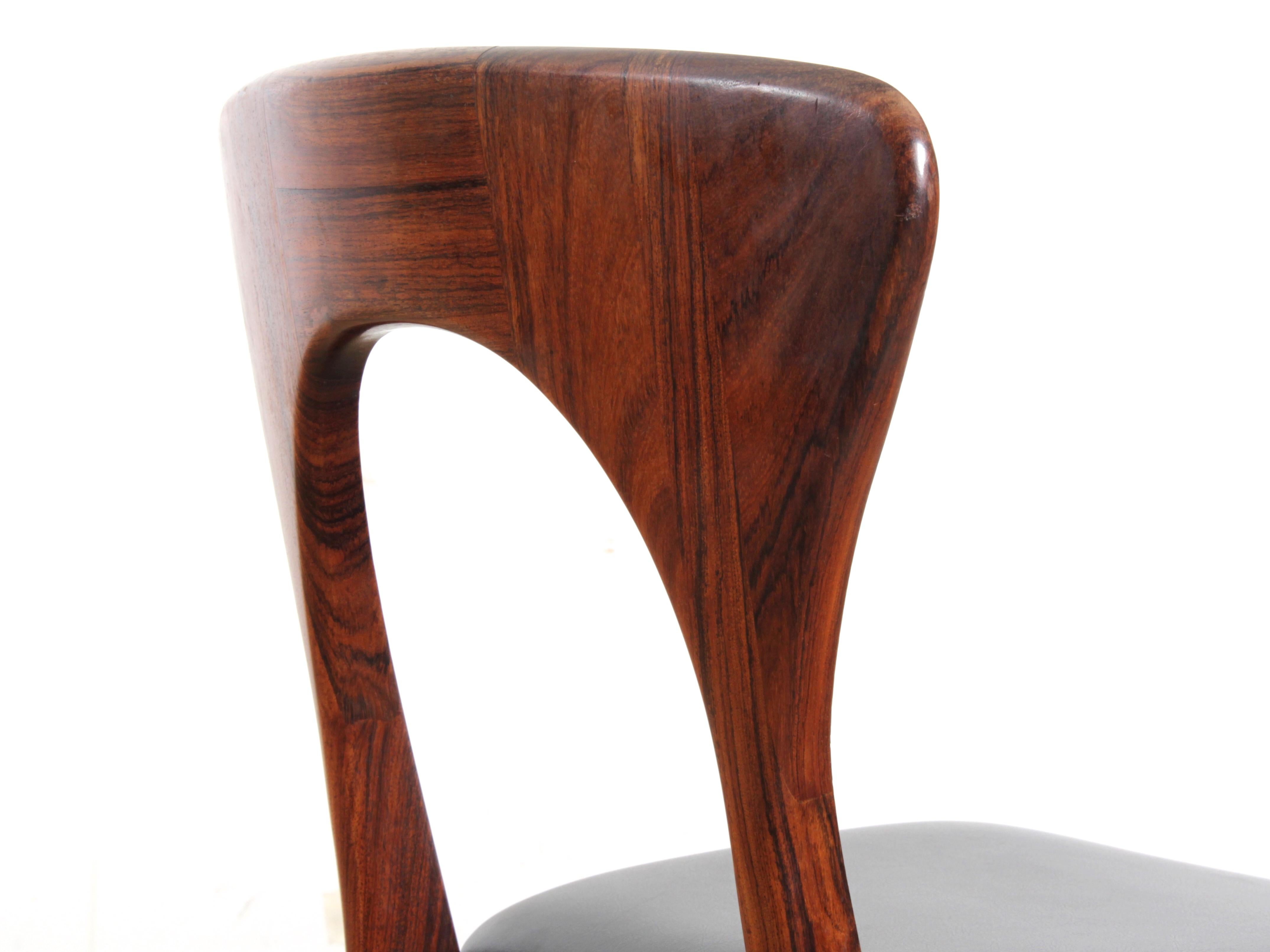 Mid-Century Modern Scandinavian Set of Dining Chairs in Rosewood For Sale 9