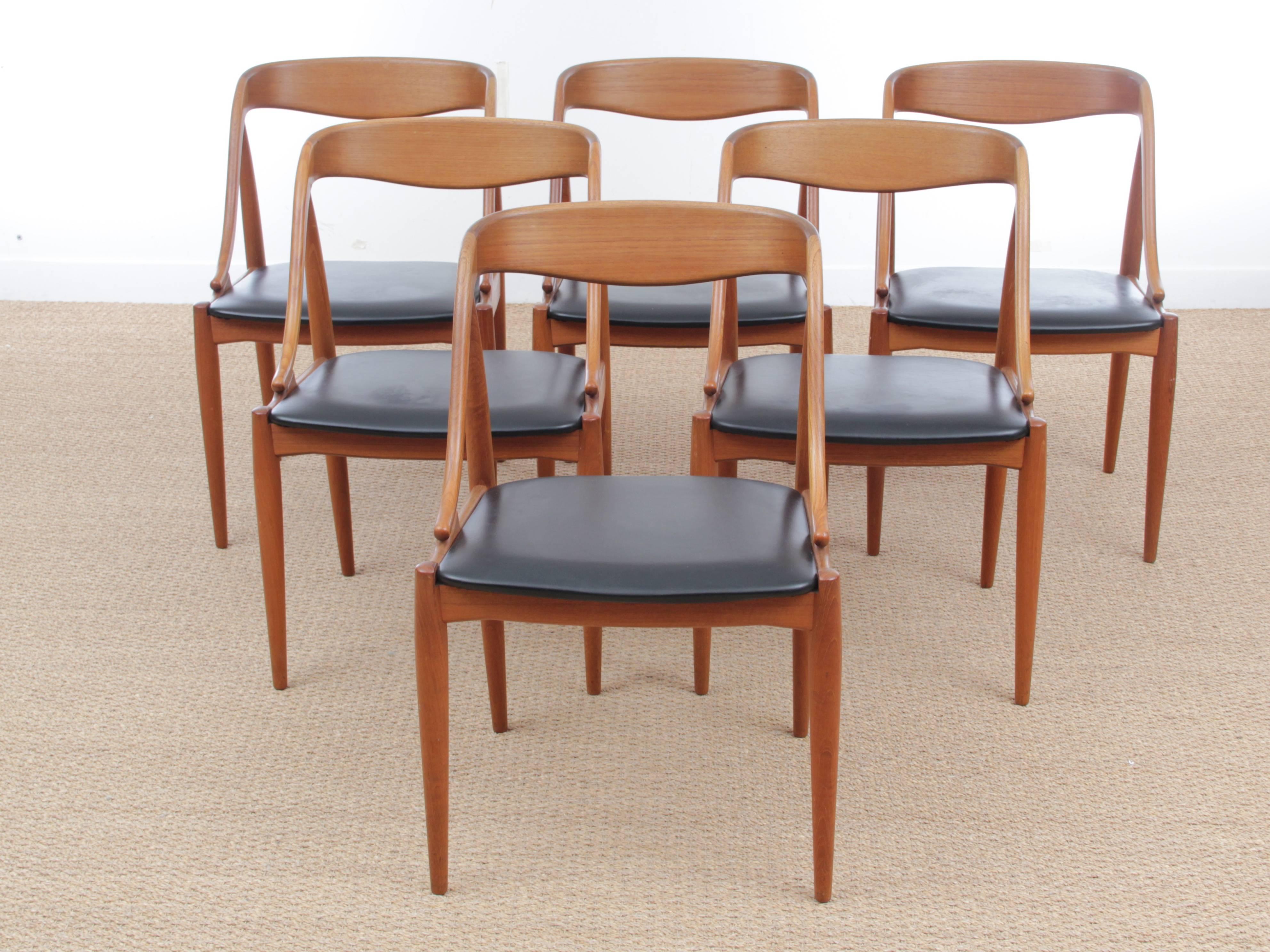 Mid-Century Modern Scandinavian Set of Six Dining Chairs in Teak 5