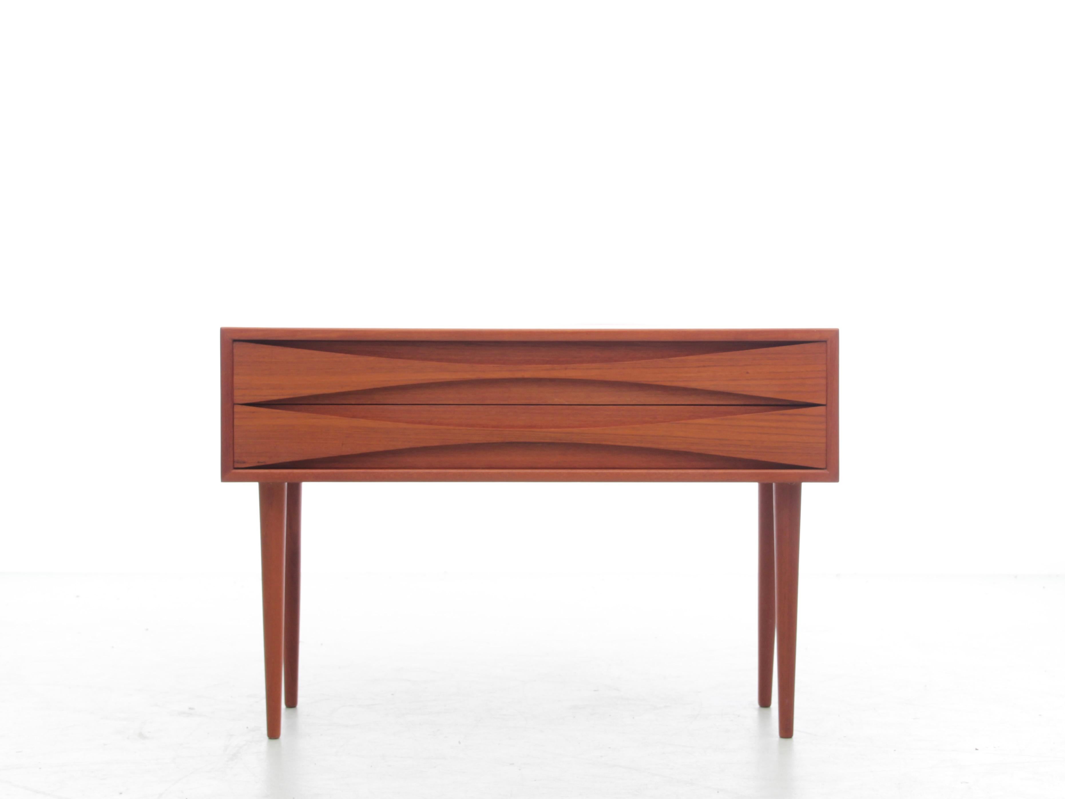 Mid-Century Modern Scandinavian small chest of drawer by Arne Vodder for Sibast Funiture.