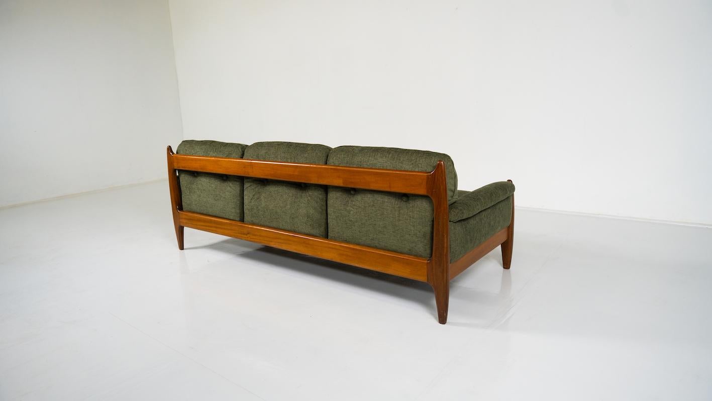 Mid-Century Modern Scandinavian Sofa, 1960s - New Upholstery For Sale 2