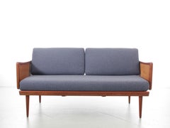 Mid-Century Modern Scandinavian Sofa 2 Seats FD451 by Hvidt & Mølgaard-Nielsen