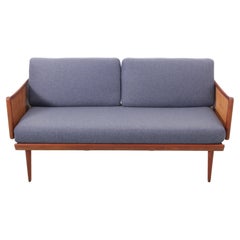 Mid-Century Modern Scandinavian Sofa 2 Seats FD451 by Hvidt & Mølgaard-Nielsen