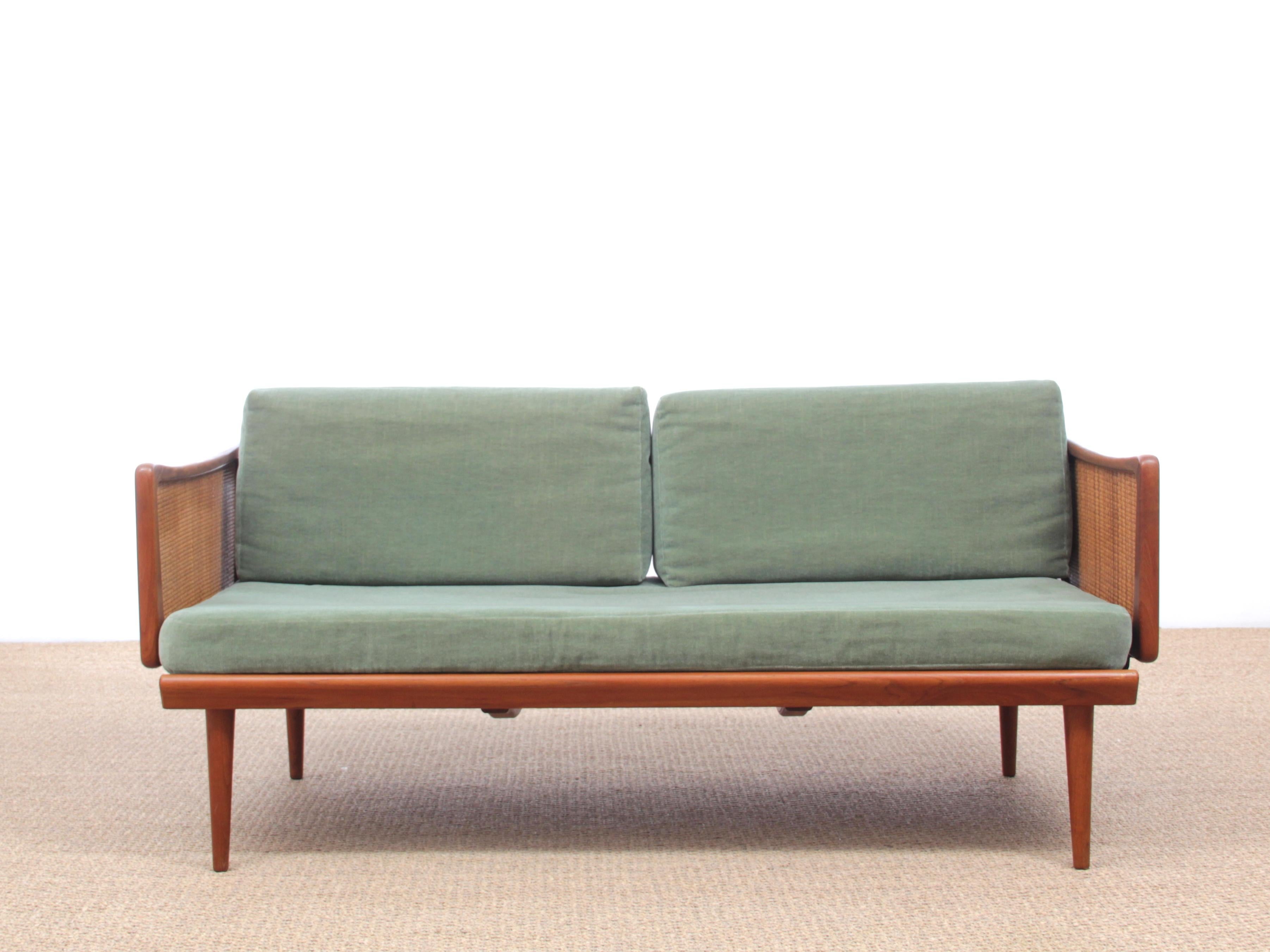 Mid-Century Modern Scandinavian Sofa 2 Seats FD451 by Peter Hvidty & Orla Mølga In Good Condition In Courbevoie, FR