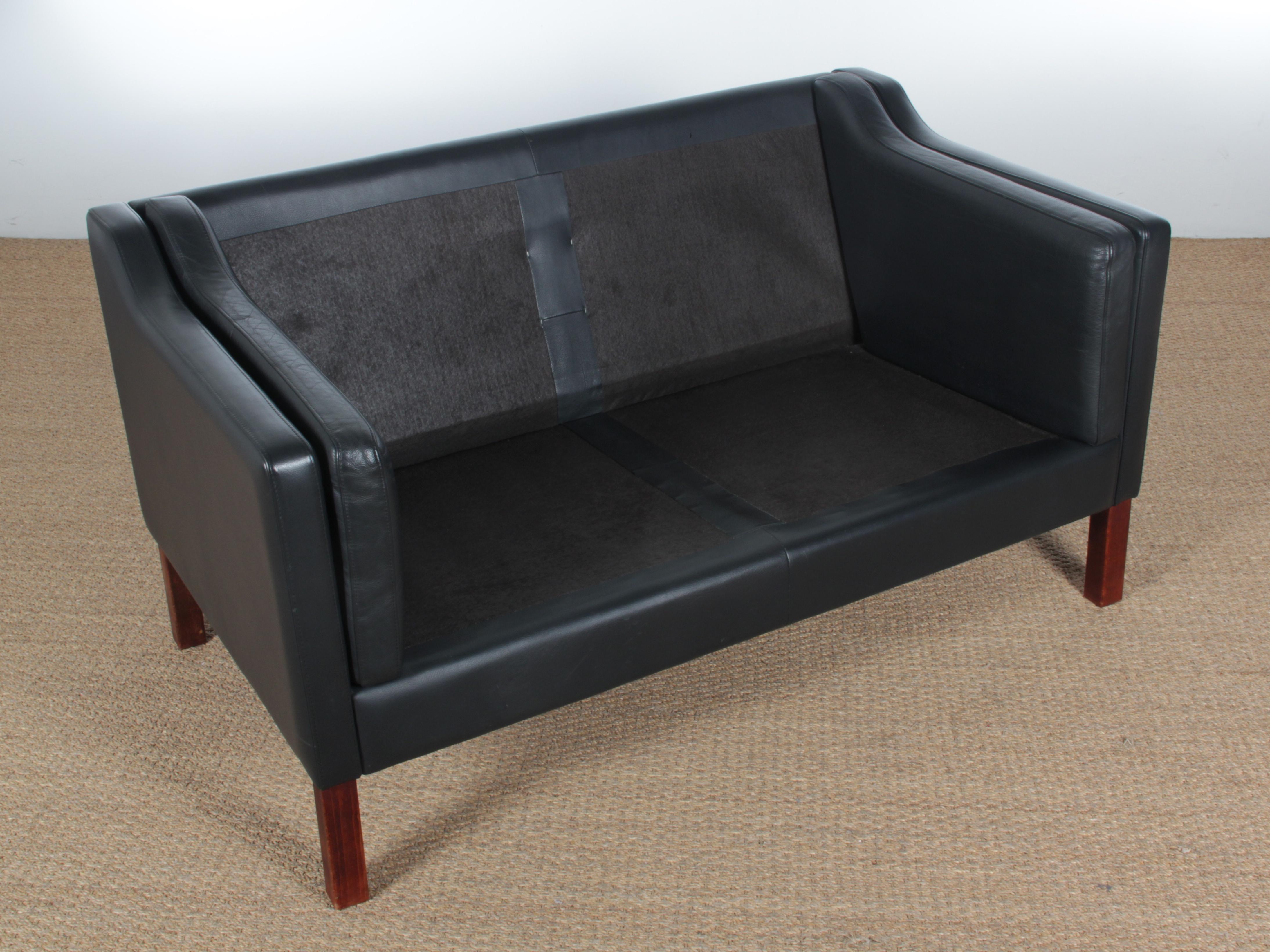 Mid-Century Modern Scandinavian Sofa Model 2212 by Borge Mogensen im Zustand „Gut“ in Courbevoie, FR