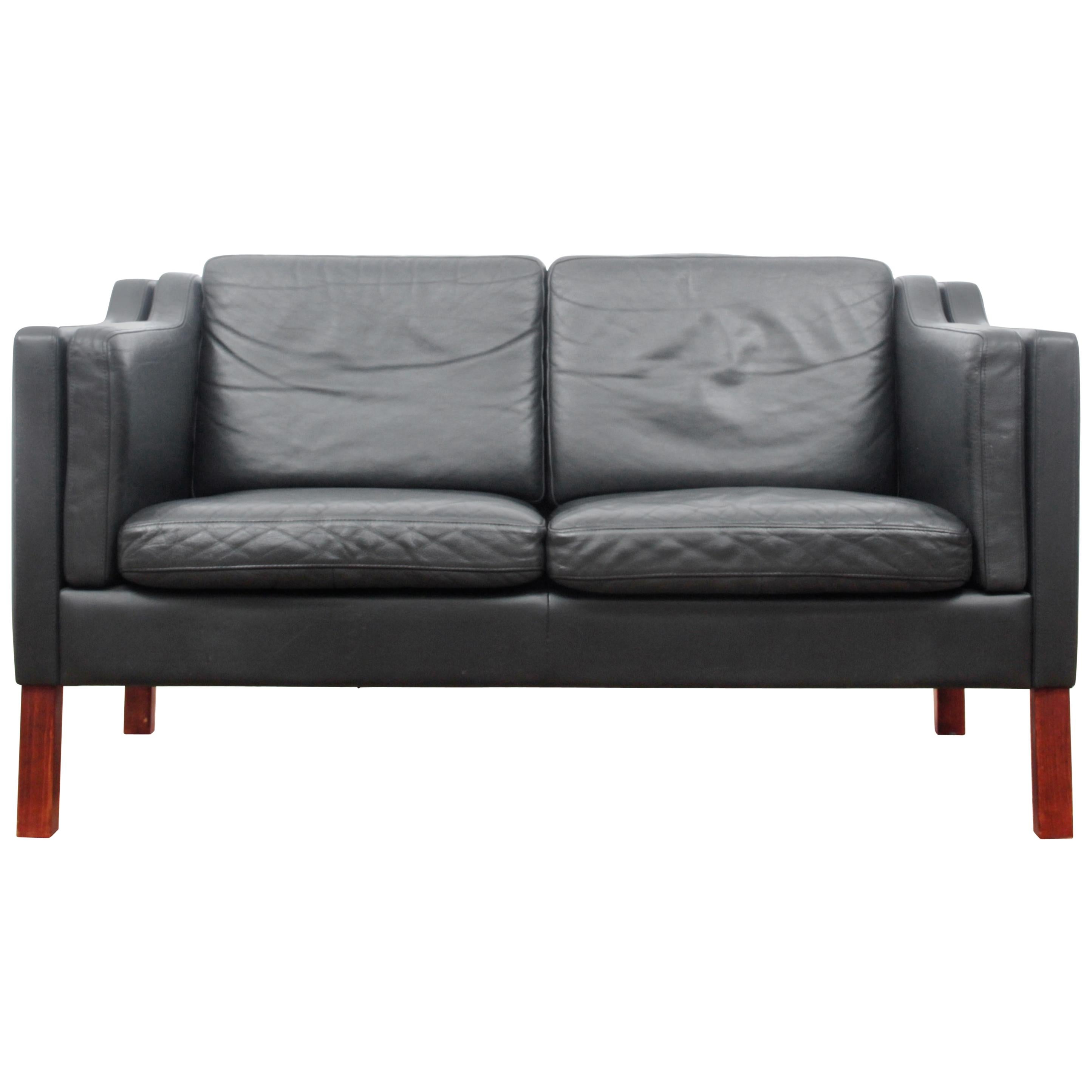 Mid-Century Modern Scandinavian Sofa Model 2212 by Borge Mogensen