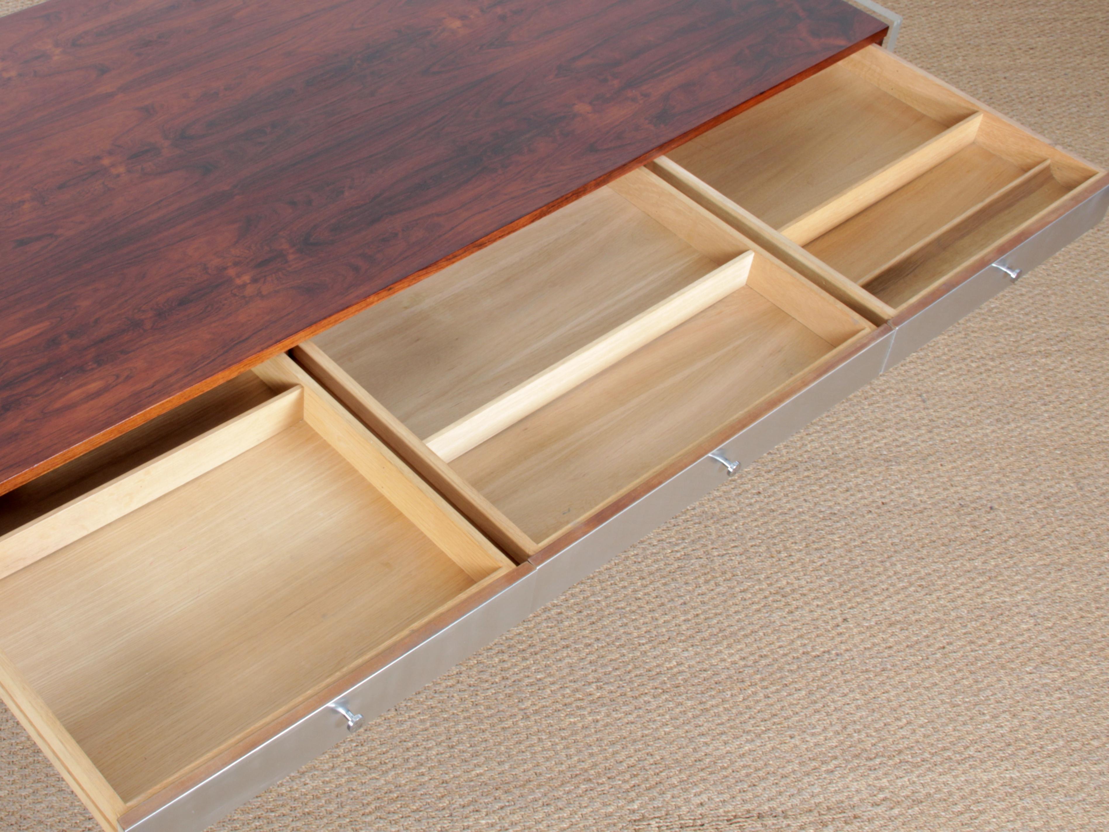 Scrivania scandinava moderna di metà secolo in legno di palissandro di Poul Nørreklit in vendita 5