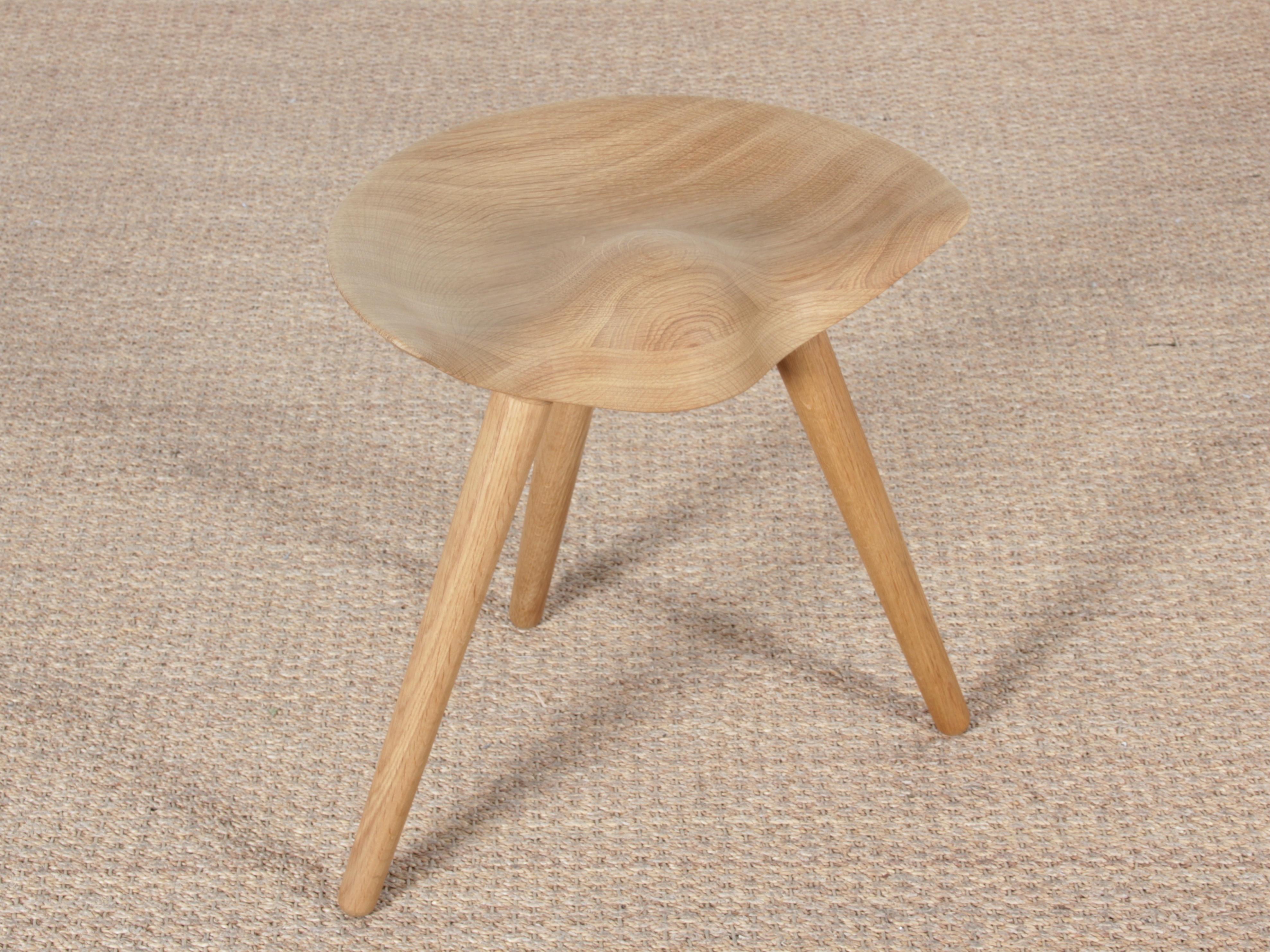 Mid-Century Modern Scandinavian Stool Model ML42 by Mogens Lassen, New Edition In Good Condition For Sale In Courbevoie, FR