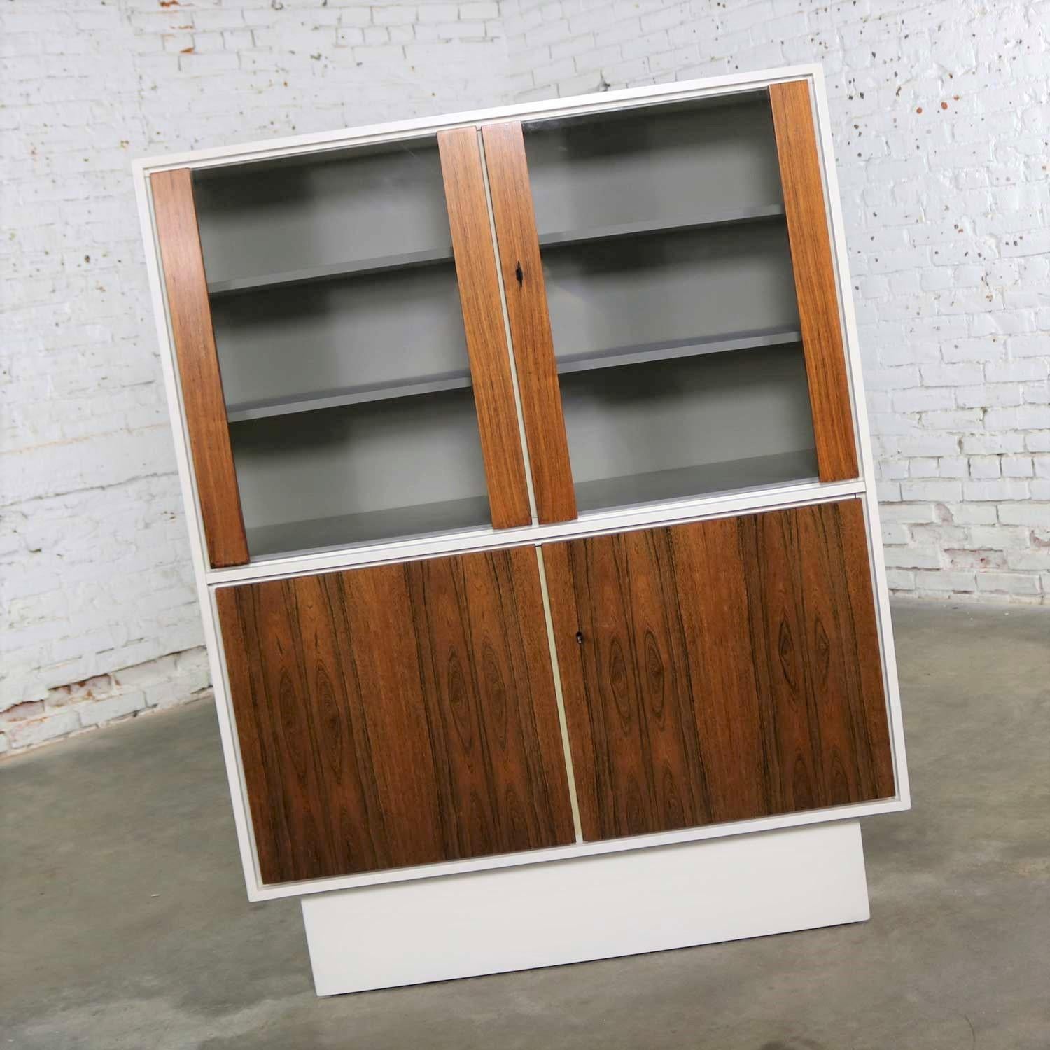 Painted Mid-Century Modern Scandinavian Style China Display Cabinet, White Case and Teak For Sale