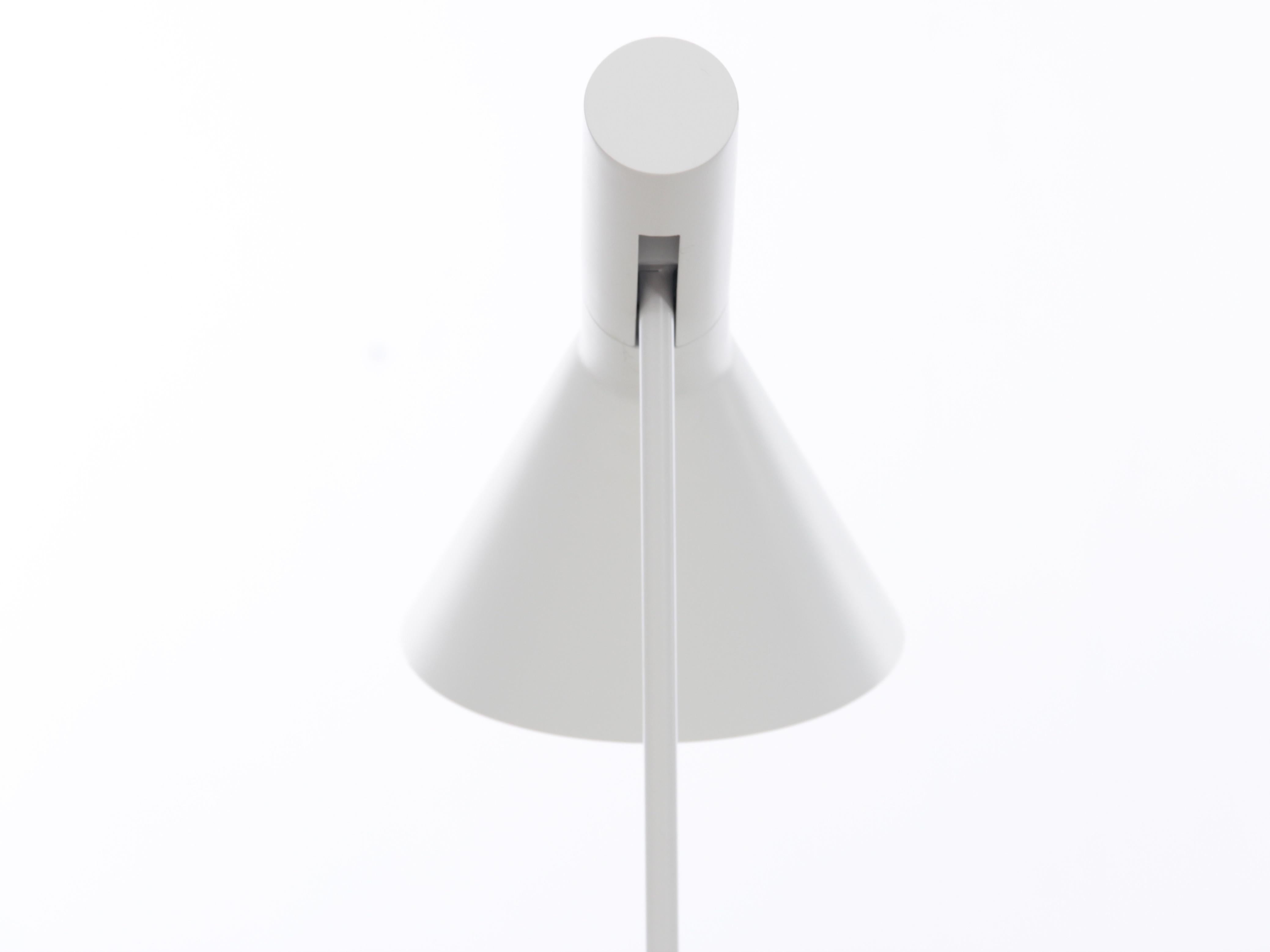 European Mid-Century Modern Scandinavian Table Lamp AJ White by Arne Jacobsen For Sale