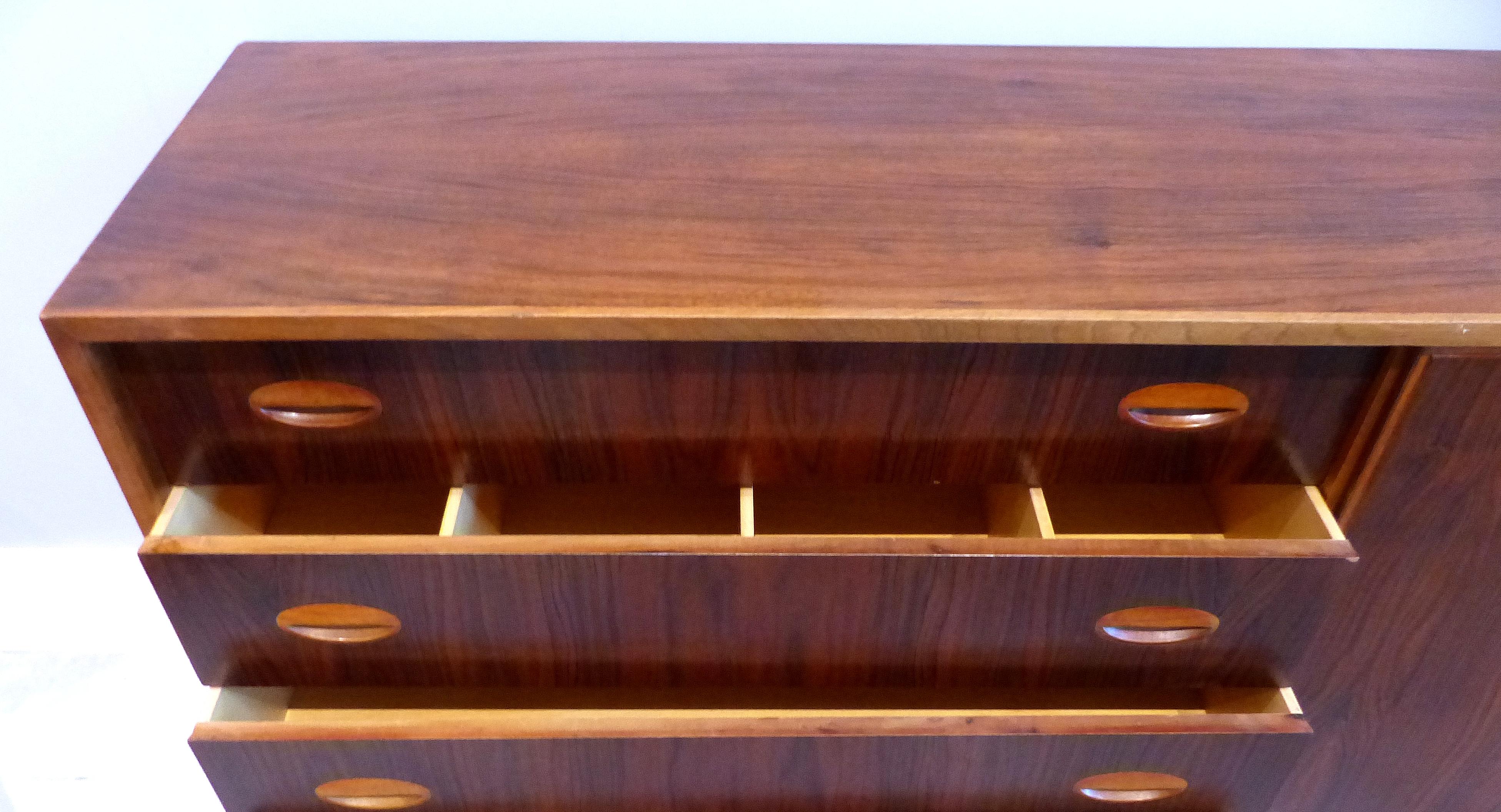 Mid-Century Modern Scandinavian Teak and Rosewood Credenza 3