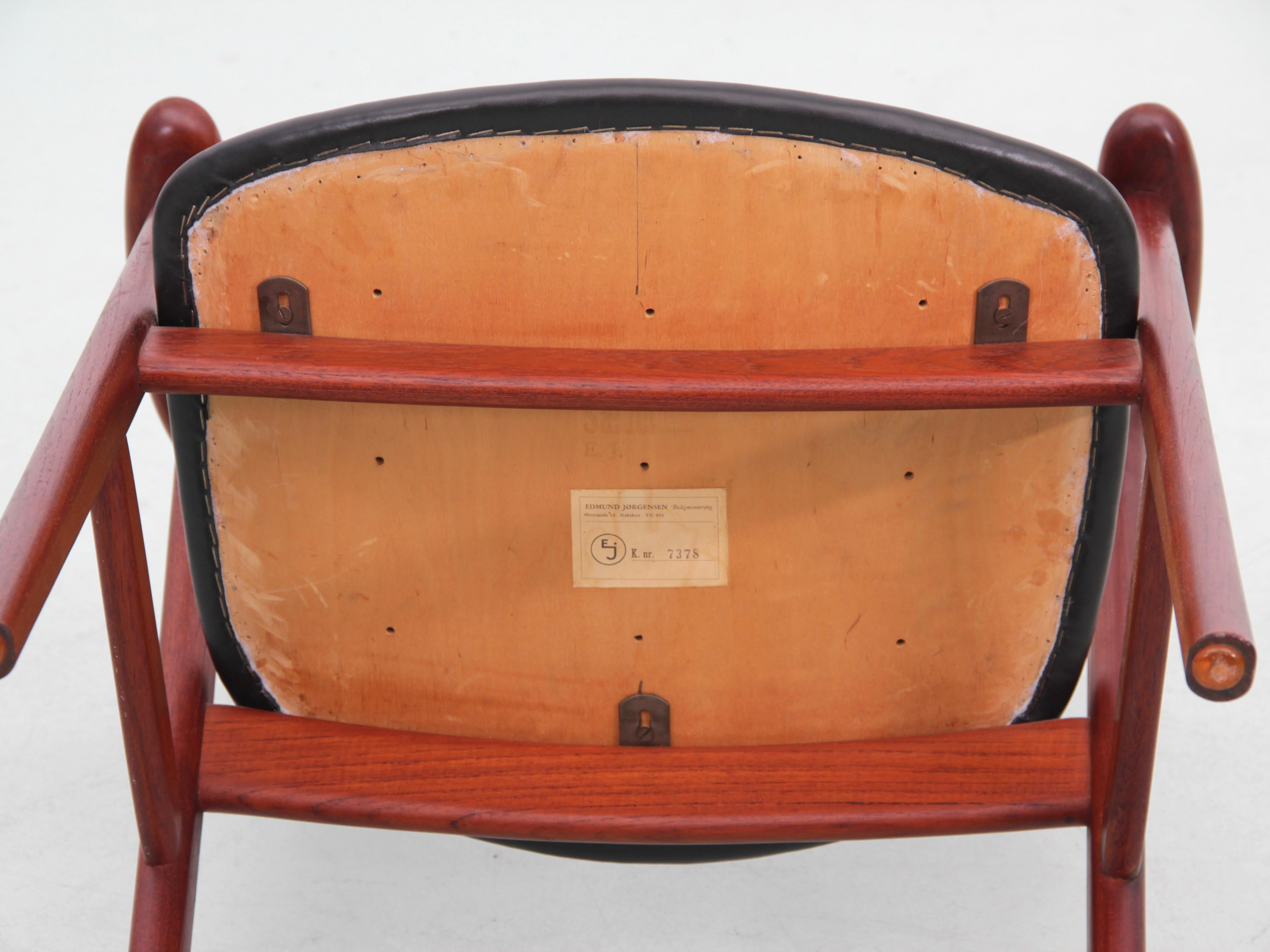 Mid-Century modern Scandinavian teak armchair, by Erik Kirkegaard For Sale 12