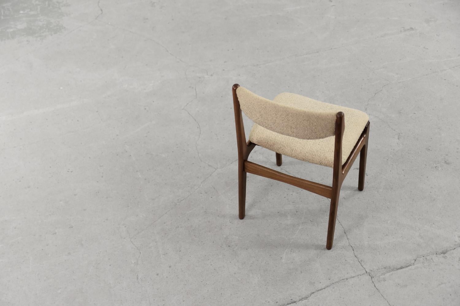 Mid-Century Modern Scandinavian Teak Wood & Fabric Dining Chair, 1960s, Set of 4 For Sale 9