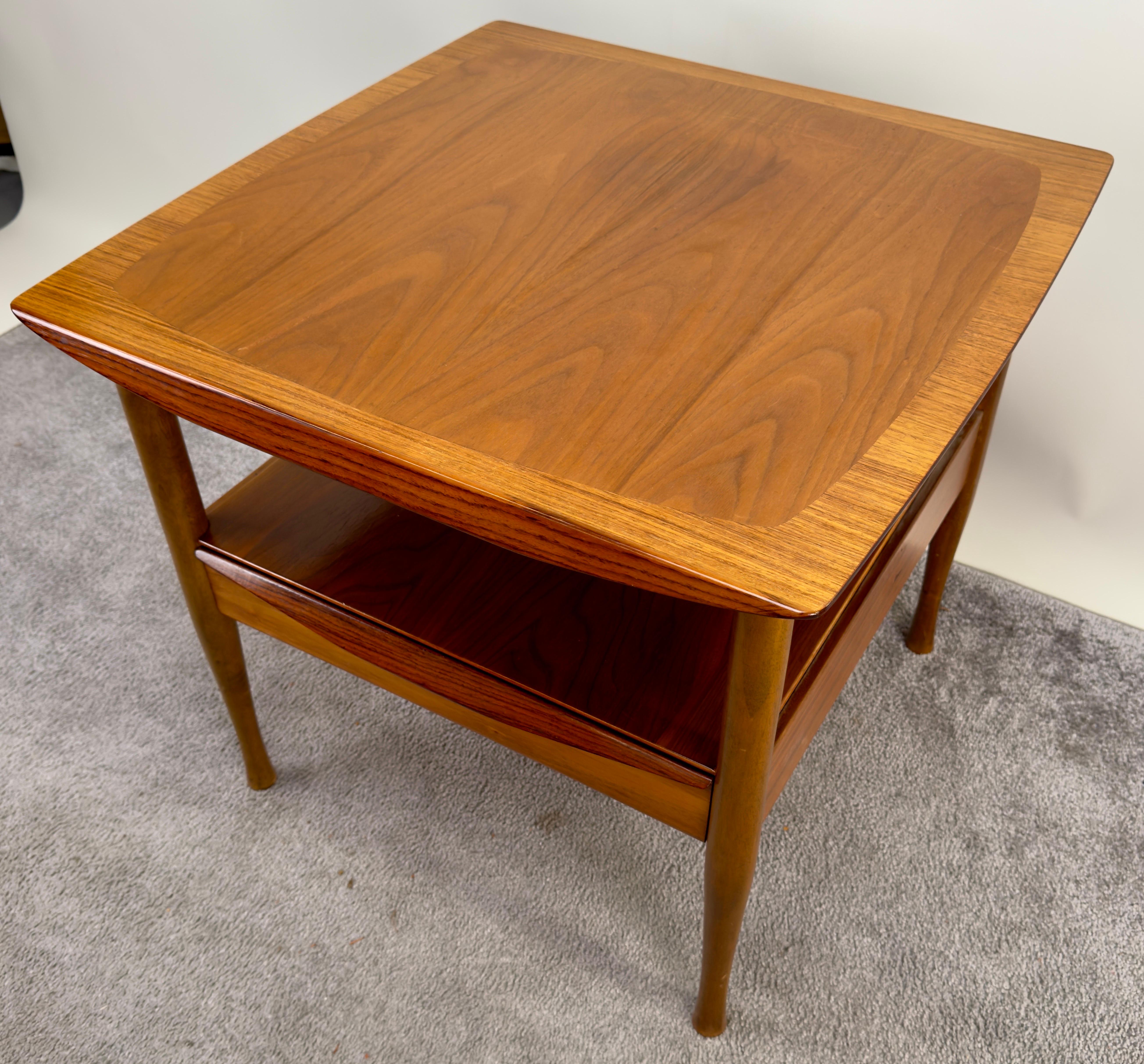 Mid Century Modern Scandinavian Teak Side Table with Shelf after Finn Juhl  For Sale 5
